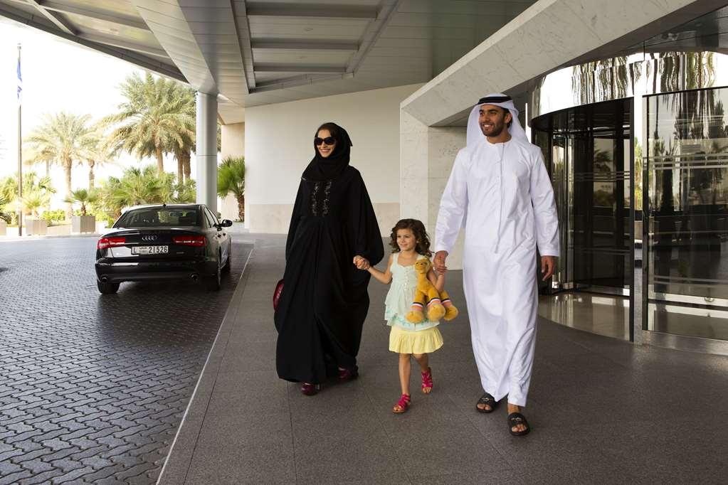 Hyatt Regency Galleria 4* Dubai