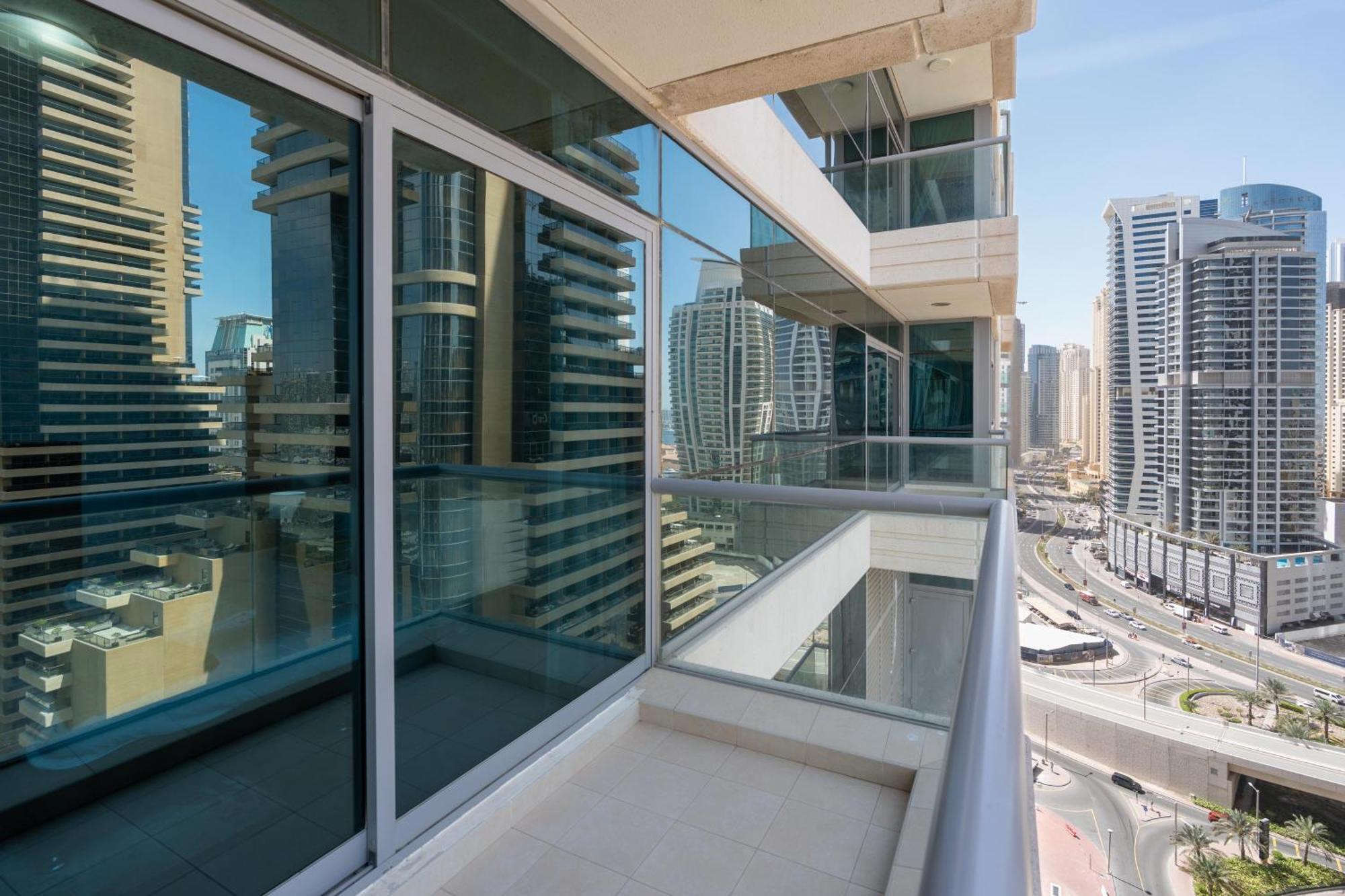 Vacay Lettings - 2bhk With Marina View Apartment Dubai