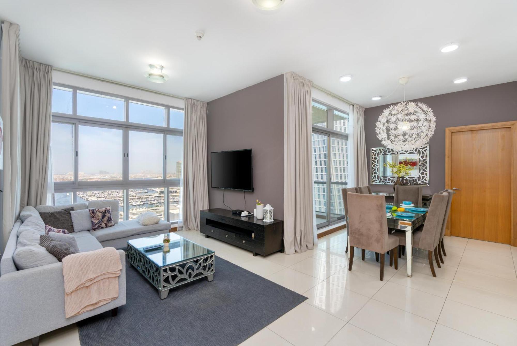 Vacay Lettings - 2bhk With Marina View