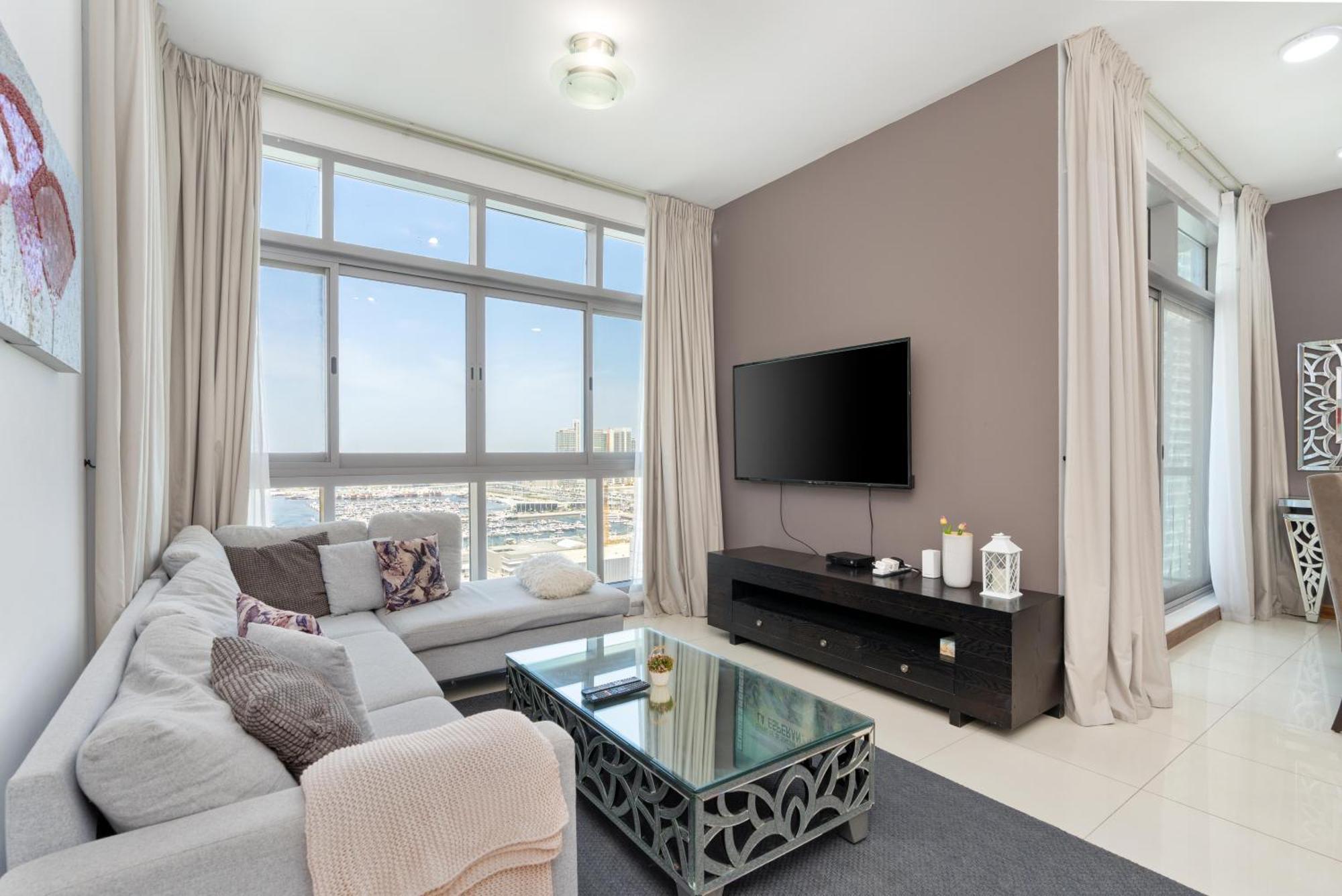 Apartment Vacay Lettings - 2bhk With Marina View