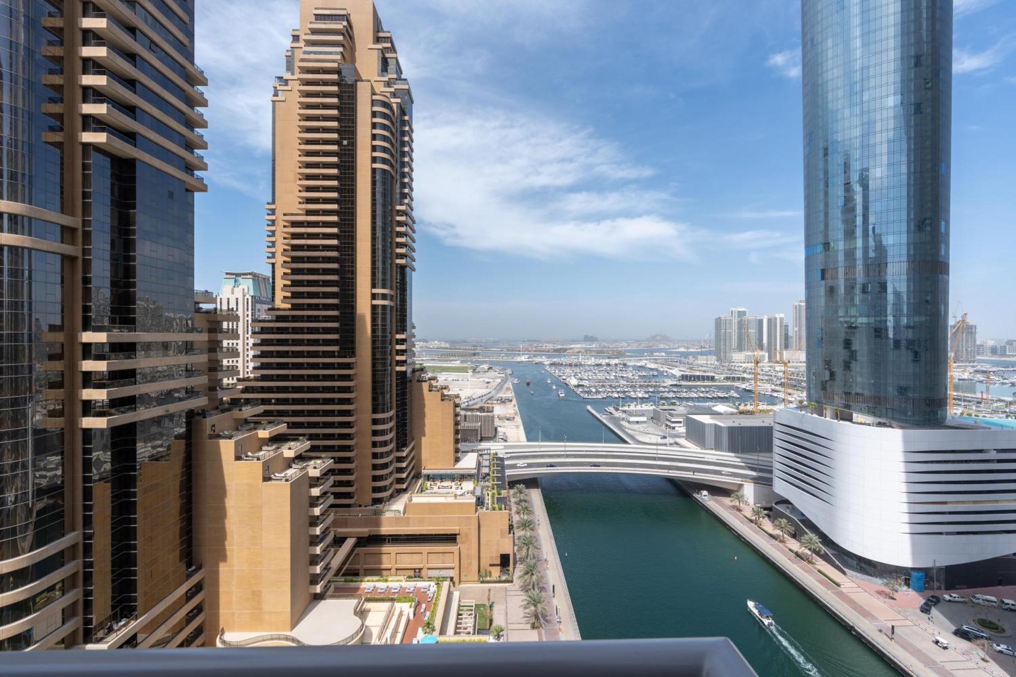 Vacay Lettings - 2bhk With Marina View Apartment *