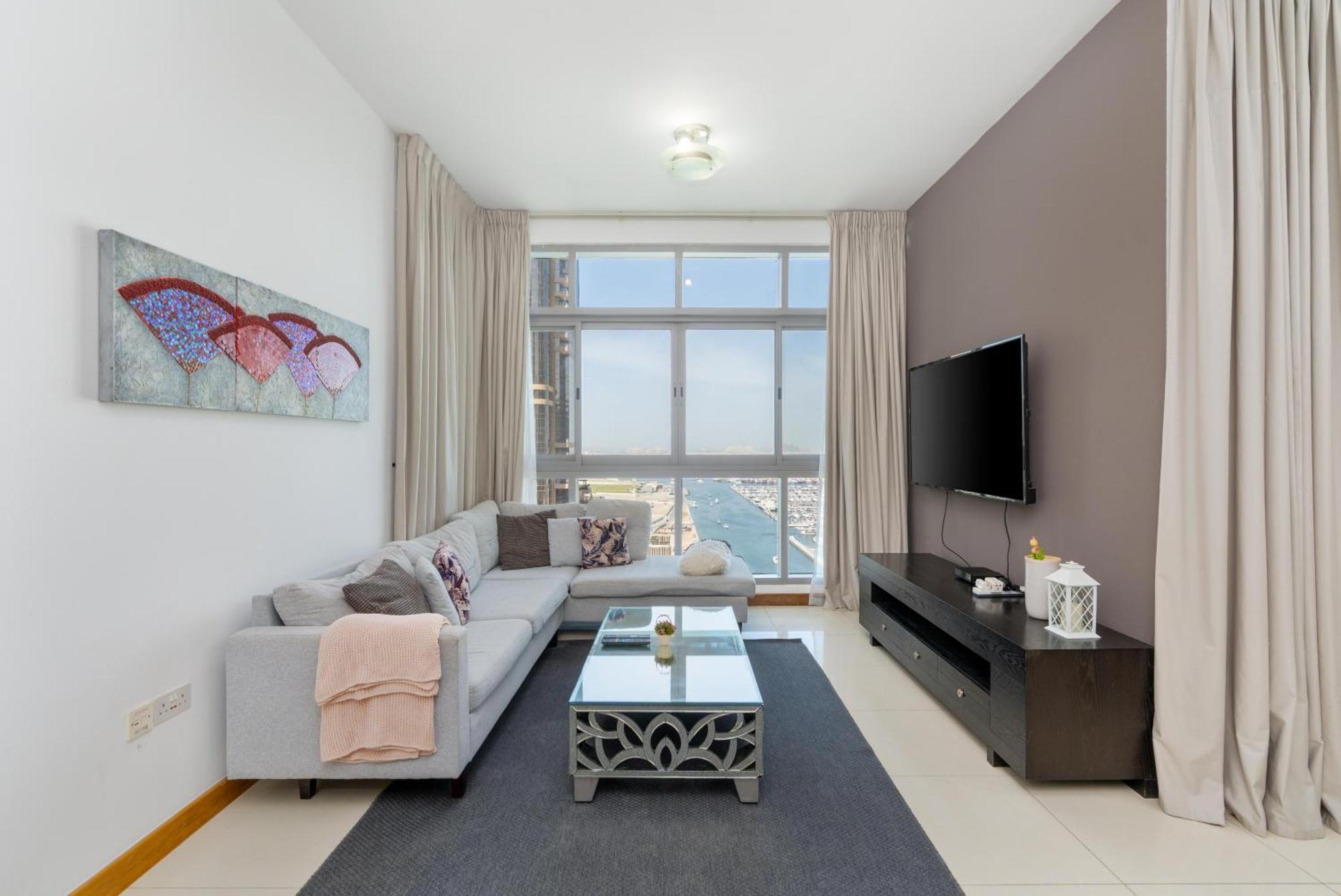Vacay Lettings - 2bhk With Marina View *