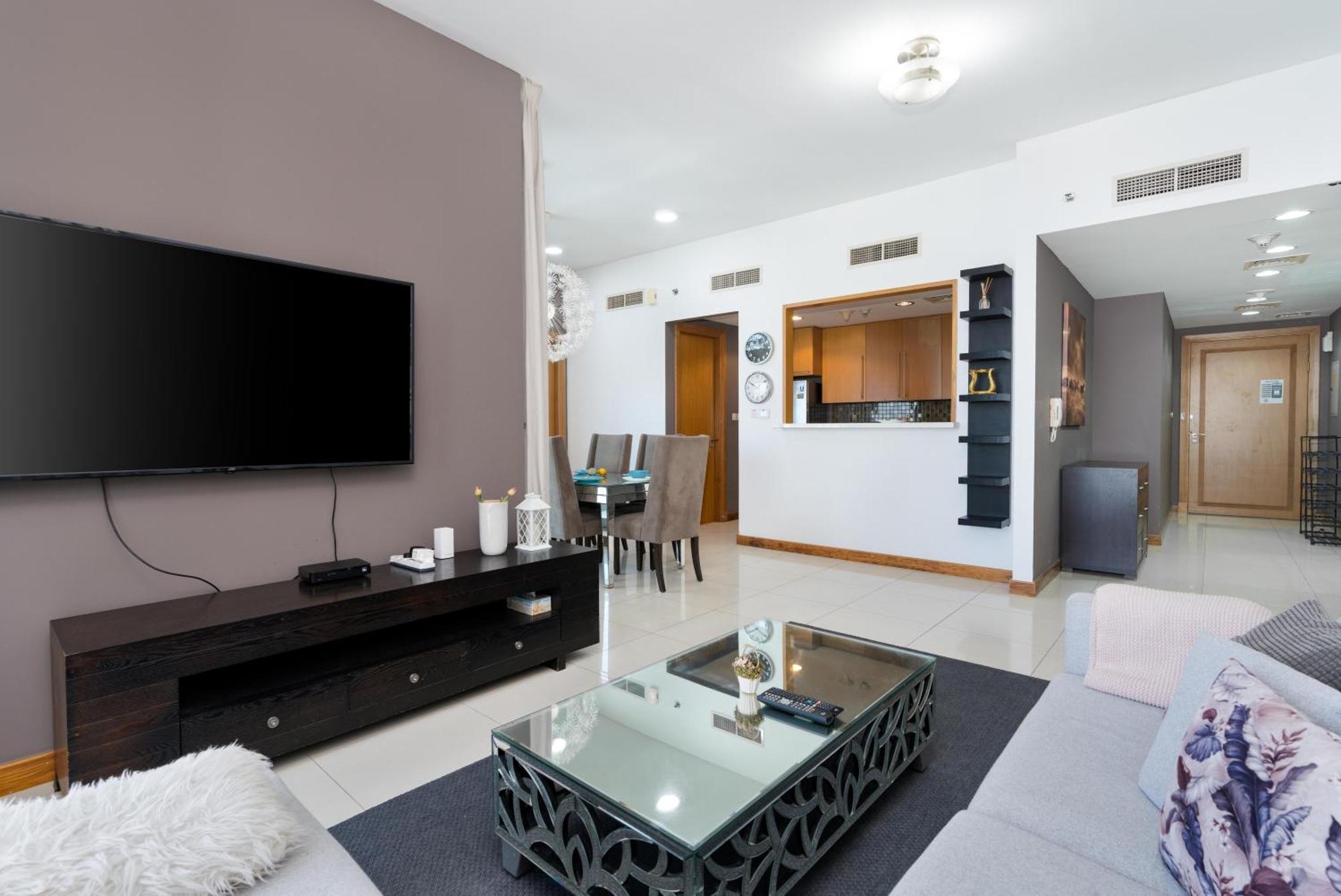 Vacay Lettings - 2bhk With Marina View