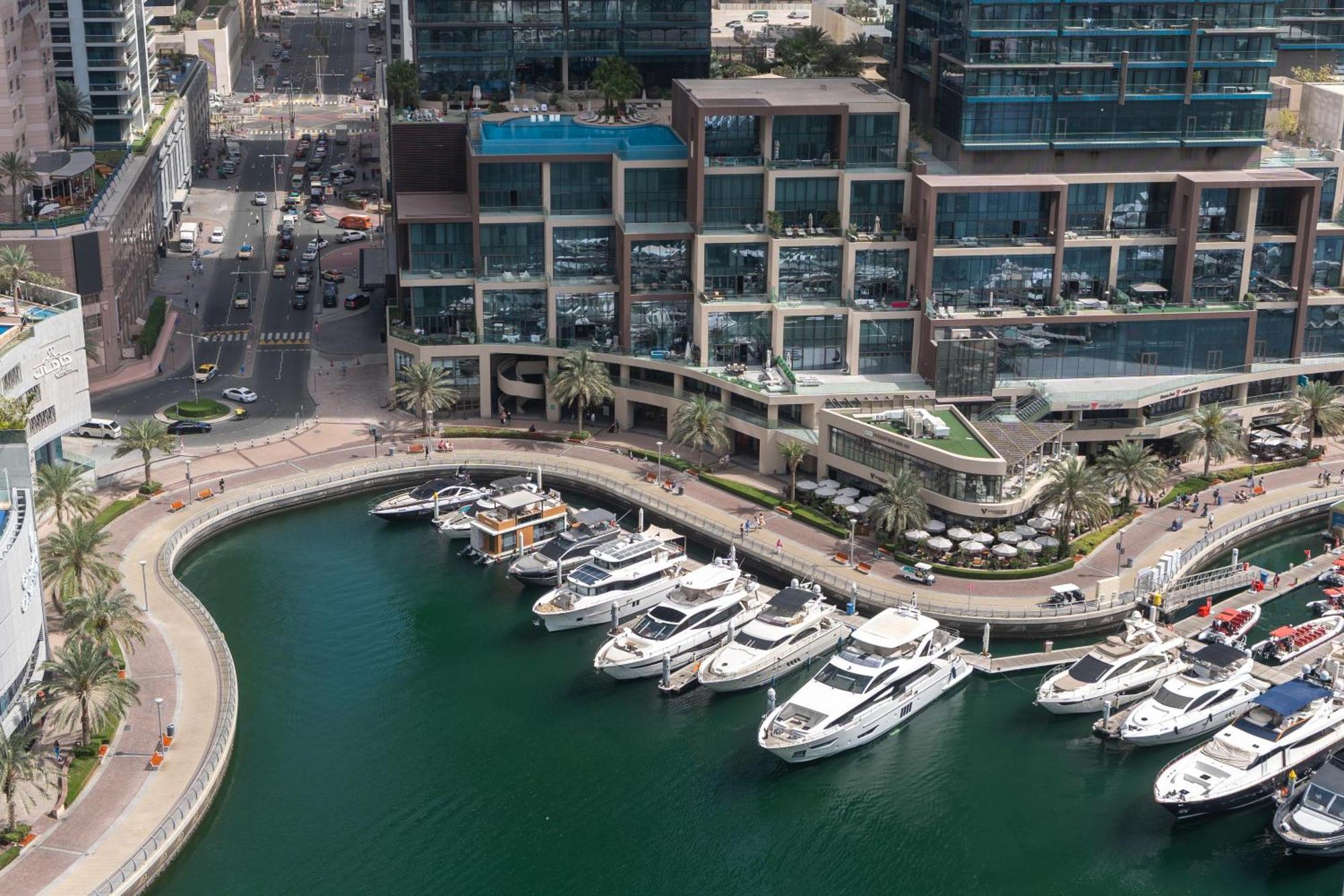 Apartment Vacay Lettings - 2bhk With Marina View Dubai