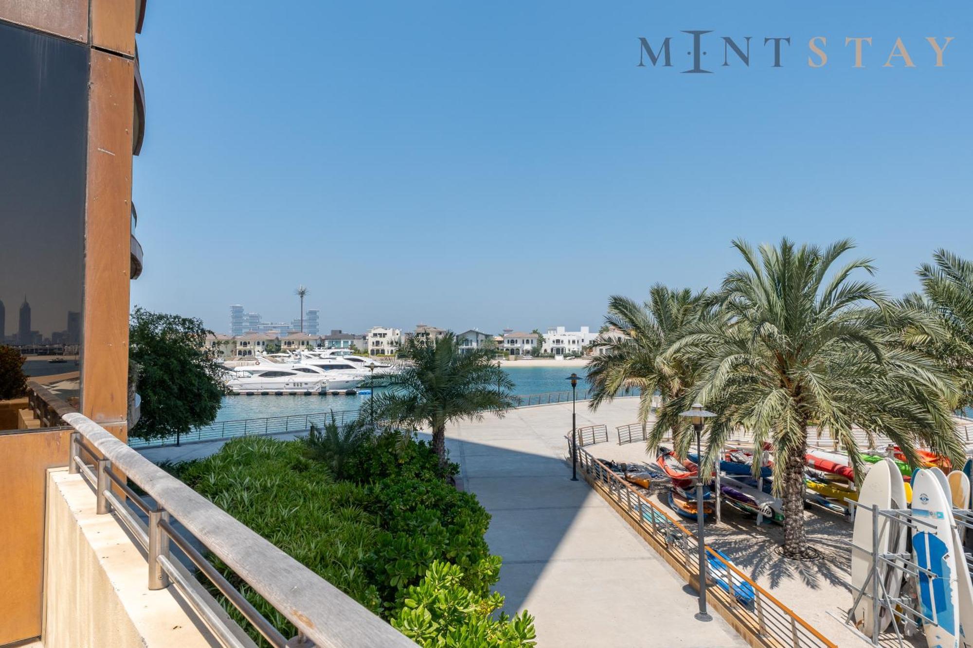 Apartment Tiara Residences, Palm Jumeirah - Mint Dubai