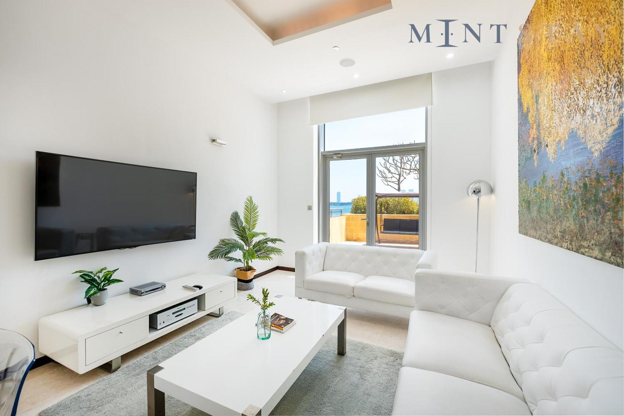 Tiara Residences, Palm Jumeirah - Mint Apartment *