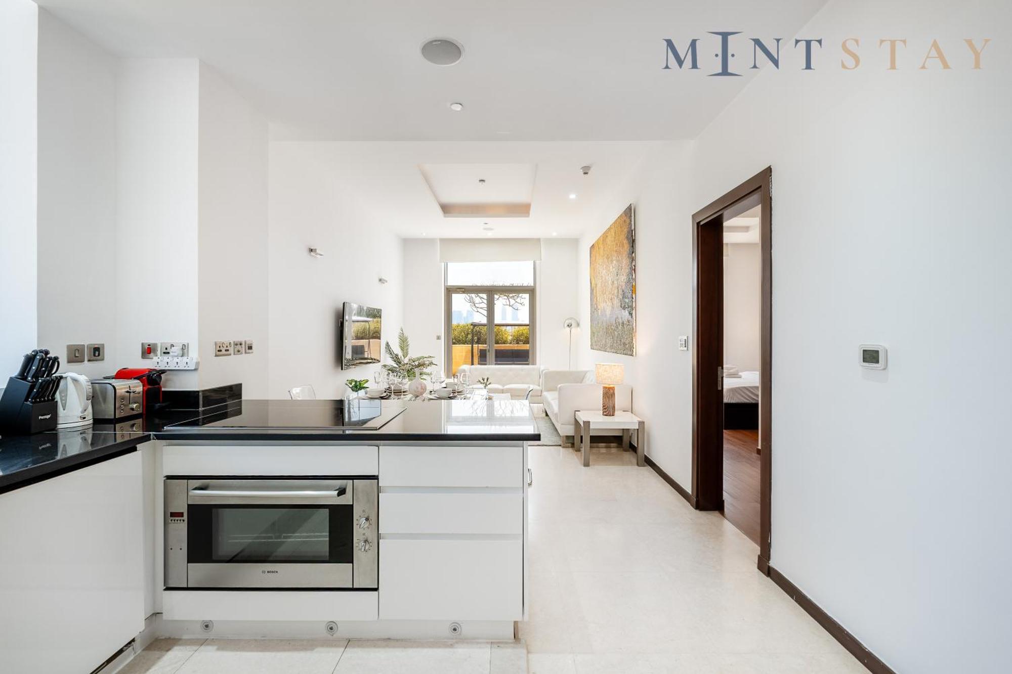 Tiara Residences, Palm Jumeirah - Mint Apartment