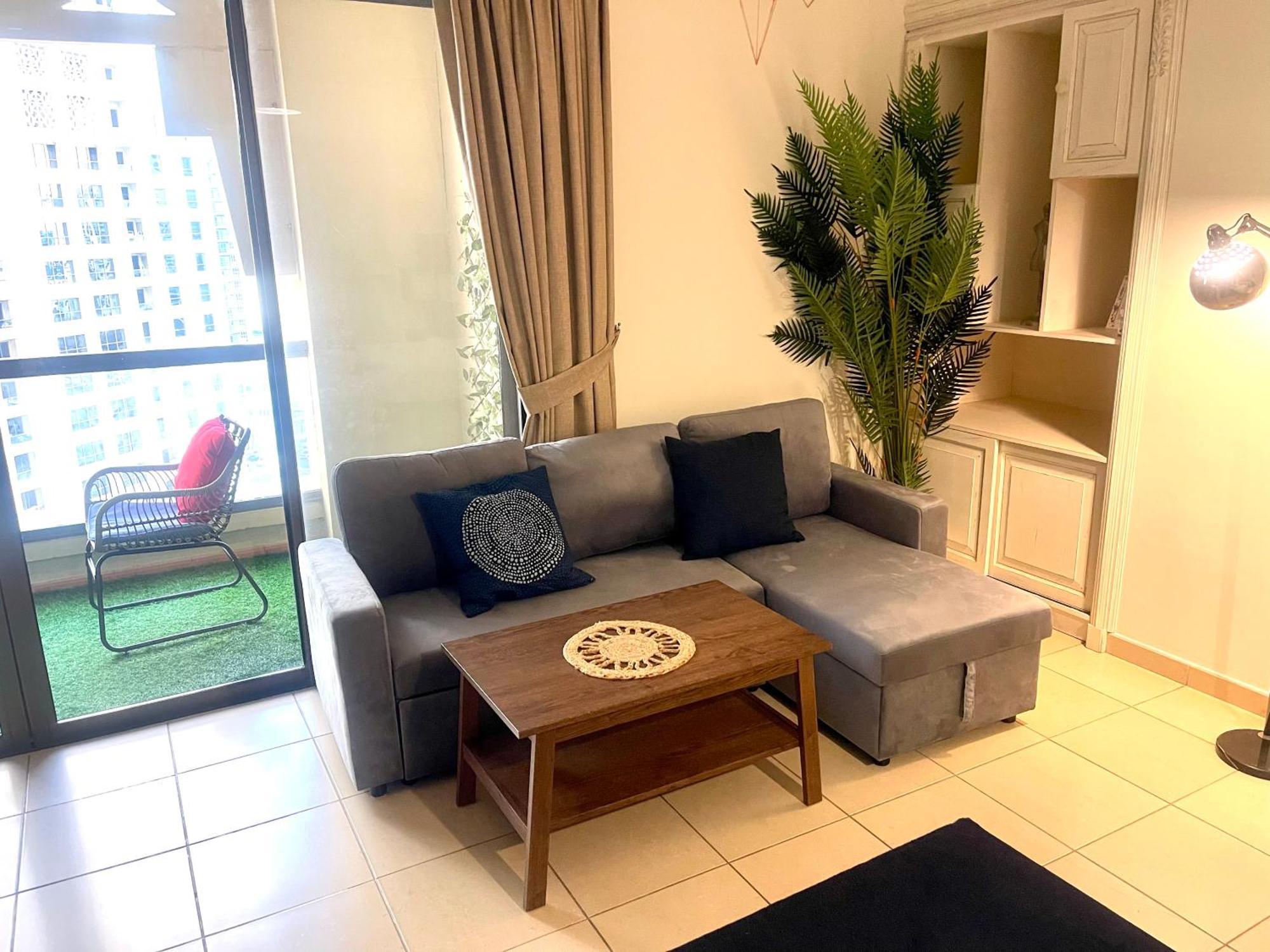 Charming Spacious In The Heart Of Jbr By Sweet Homes Holiday home *