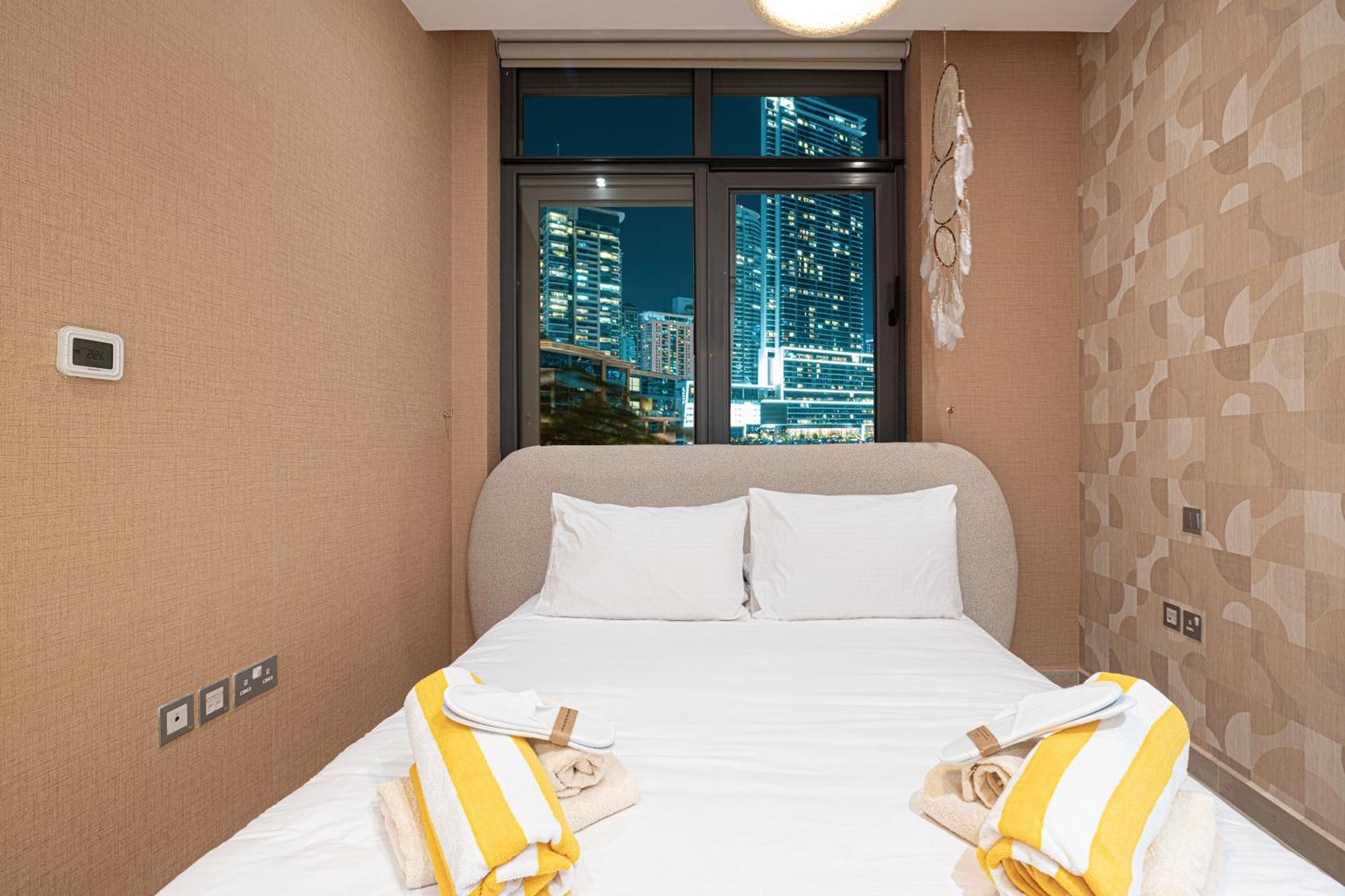 Apartment Koyo In The Heart Of Jbr - 3bdr *