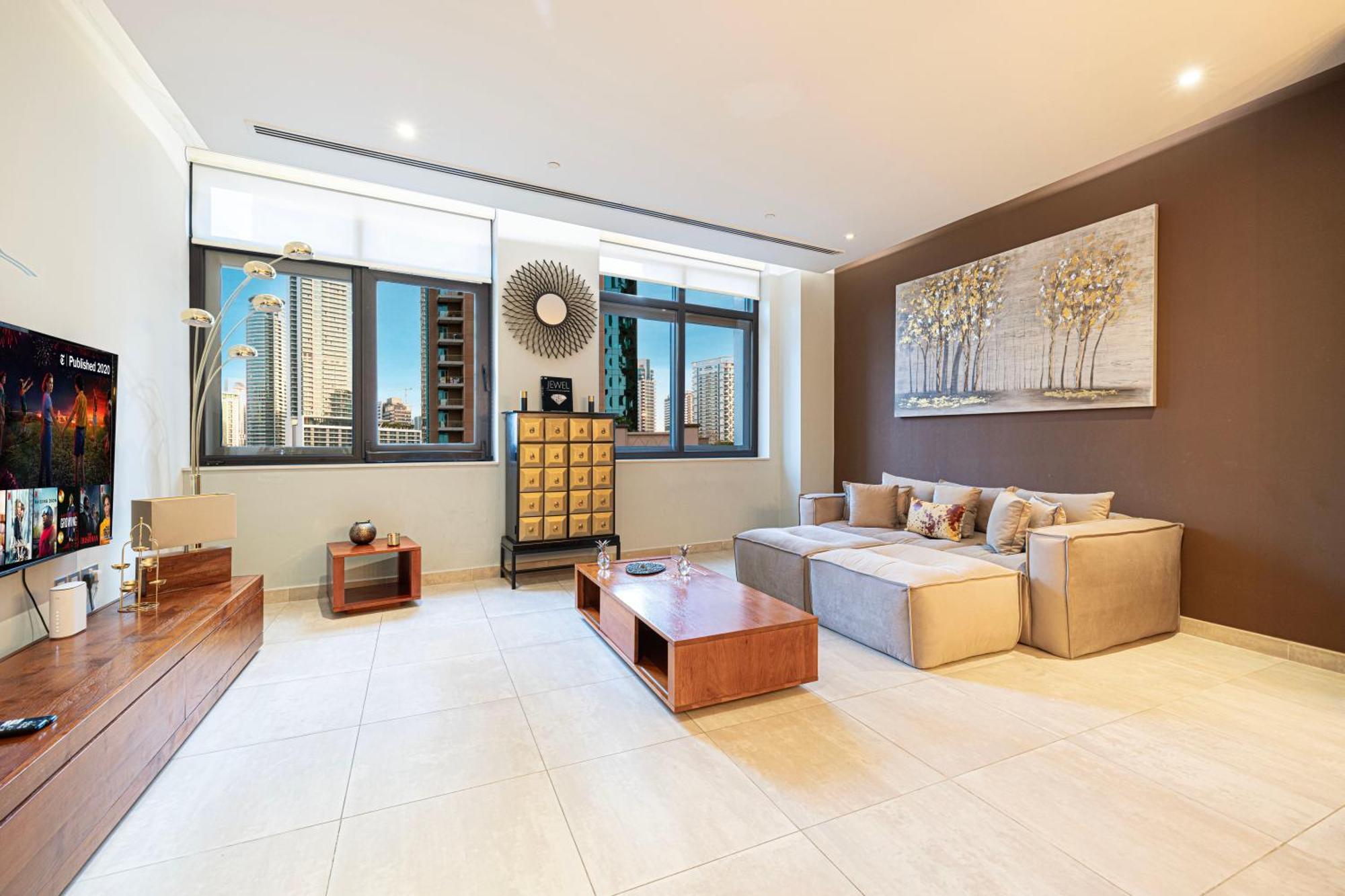 Koyo In The Heart Of Jbr - 3bdr *
