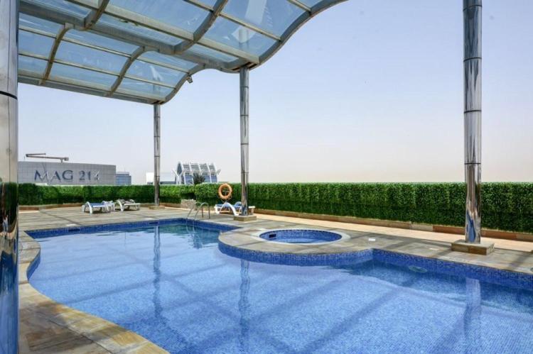 Apartment Luxurious 2br In Gate 1 Dubai