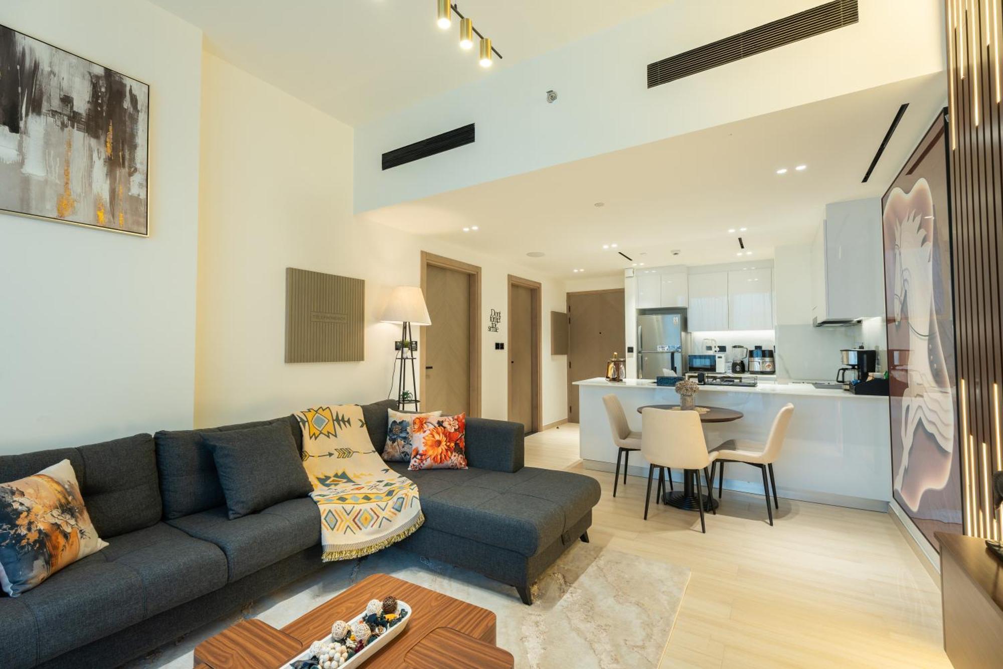 Tag Homes Cozy 1-br In Jvc, Holiday home