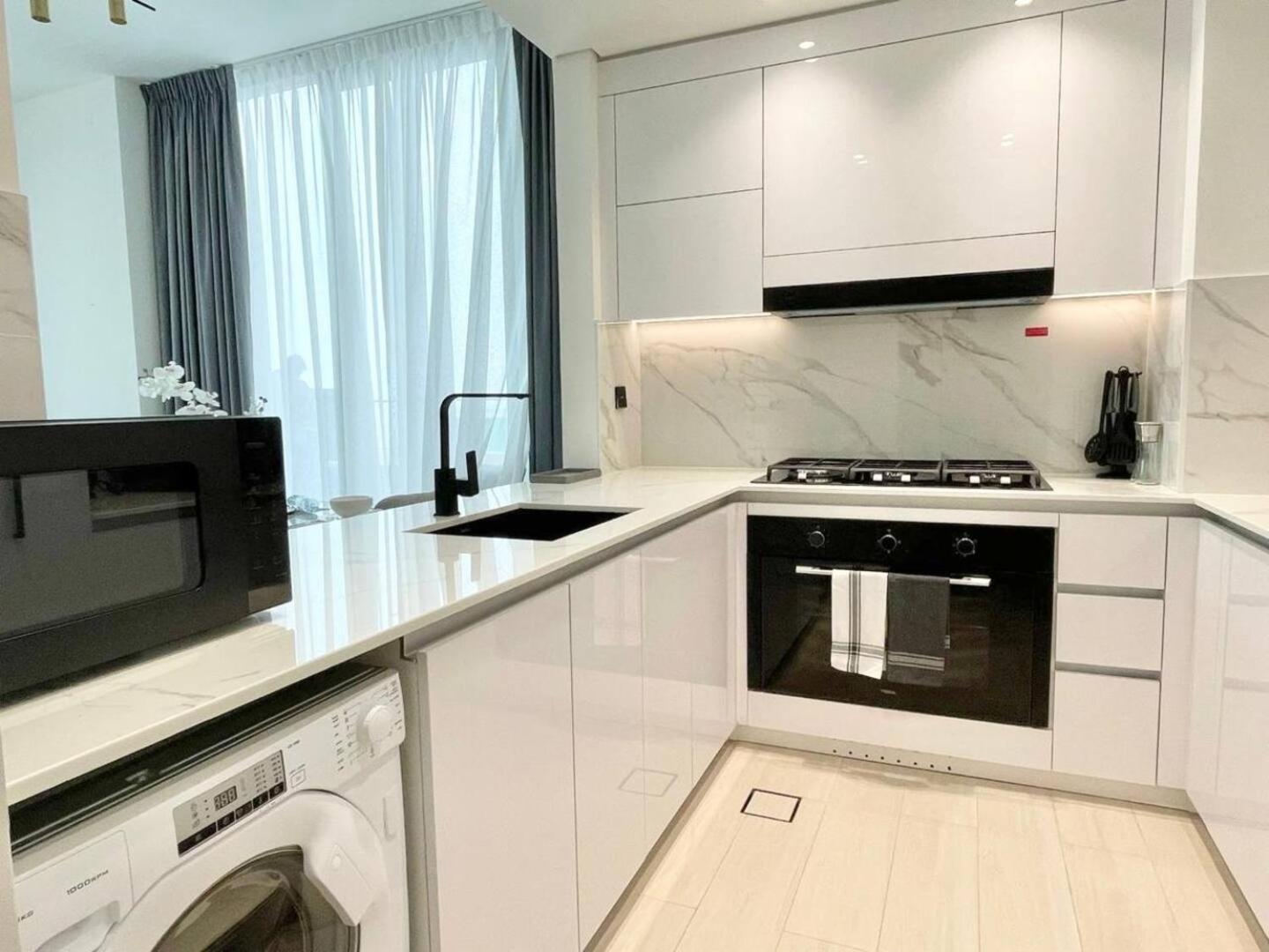 Apartment Premium 2br With Private Pool In Jvc Dubai