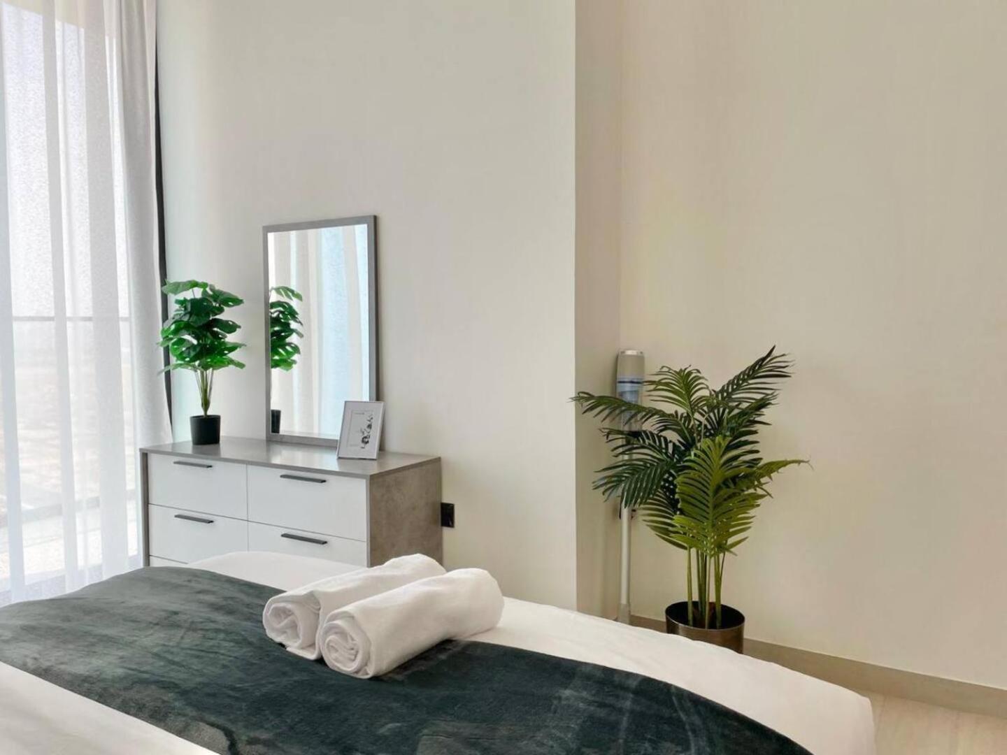 Apartment Premium 2br With Private Pool In Jvc Dubai