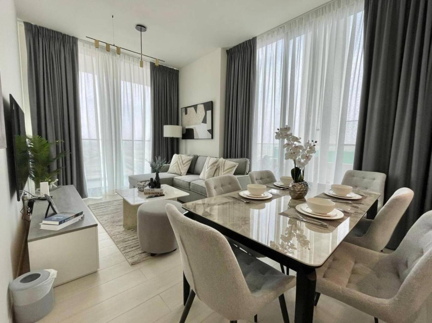 Premium 2br With Private Pool In Jvc Dubai