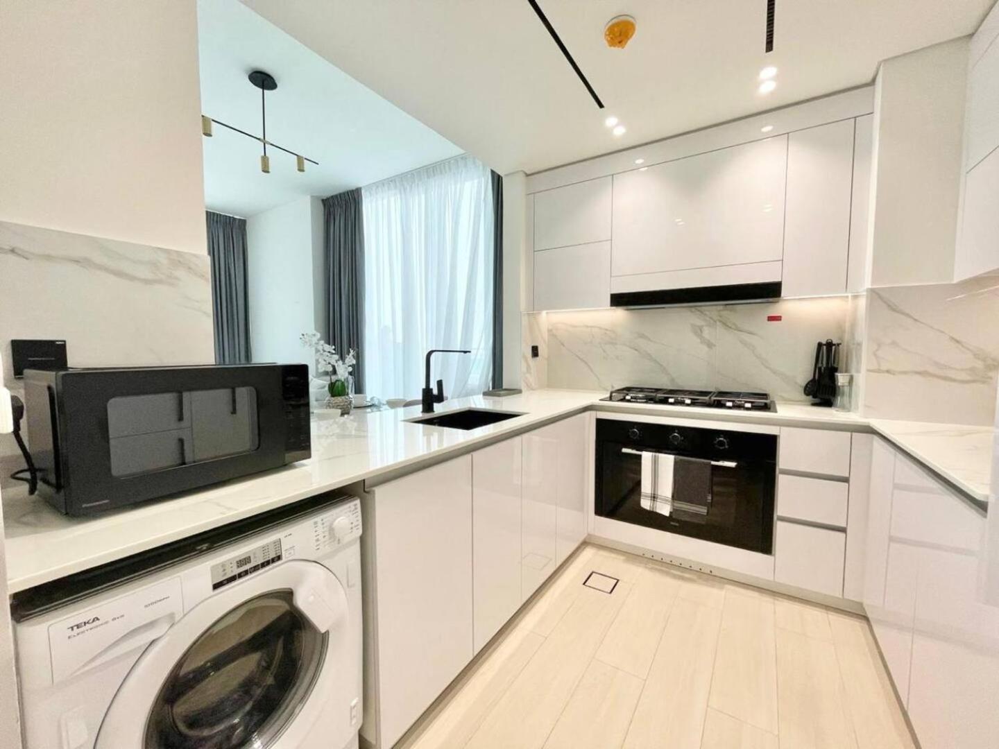 Premium 2br With Private Pool In Jvc * Dubai