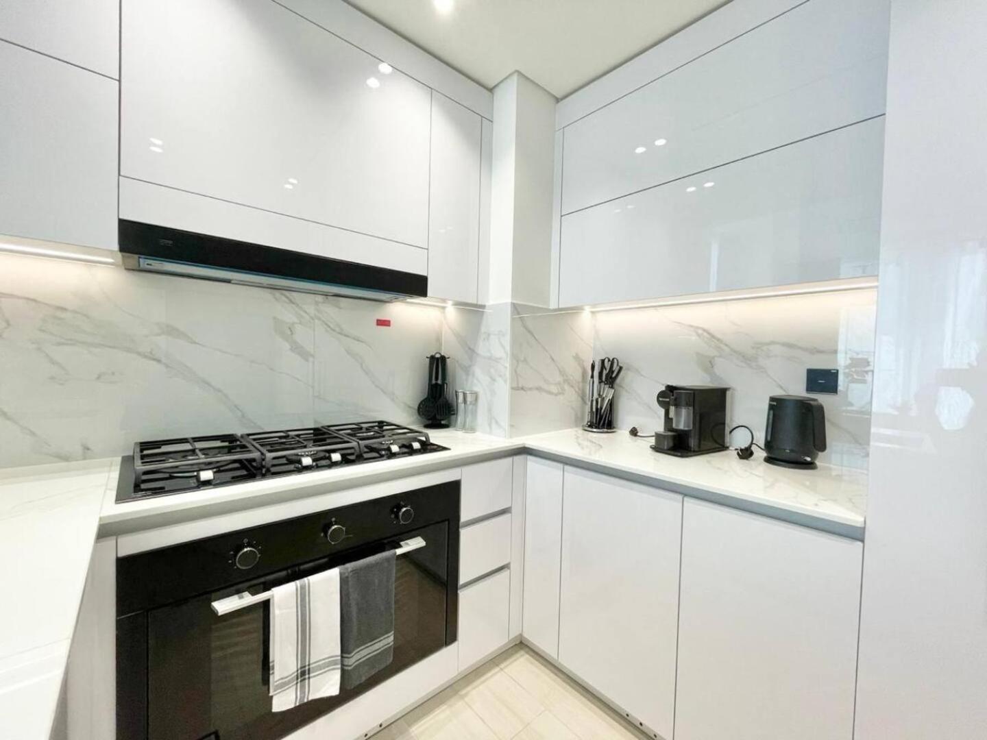 Premium 2br With Private Pool In Jvc Apartment