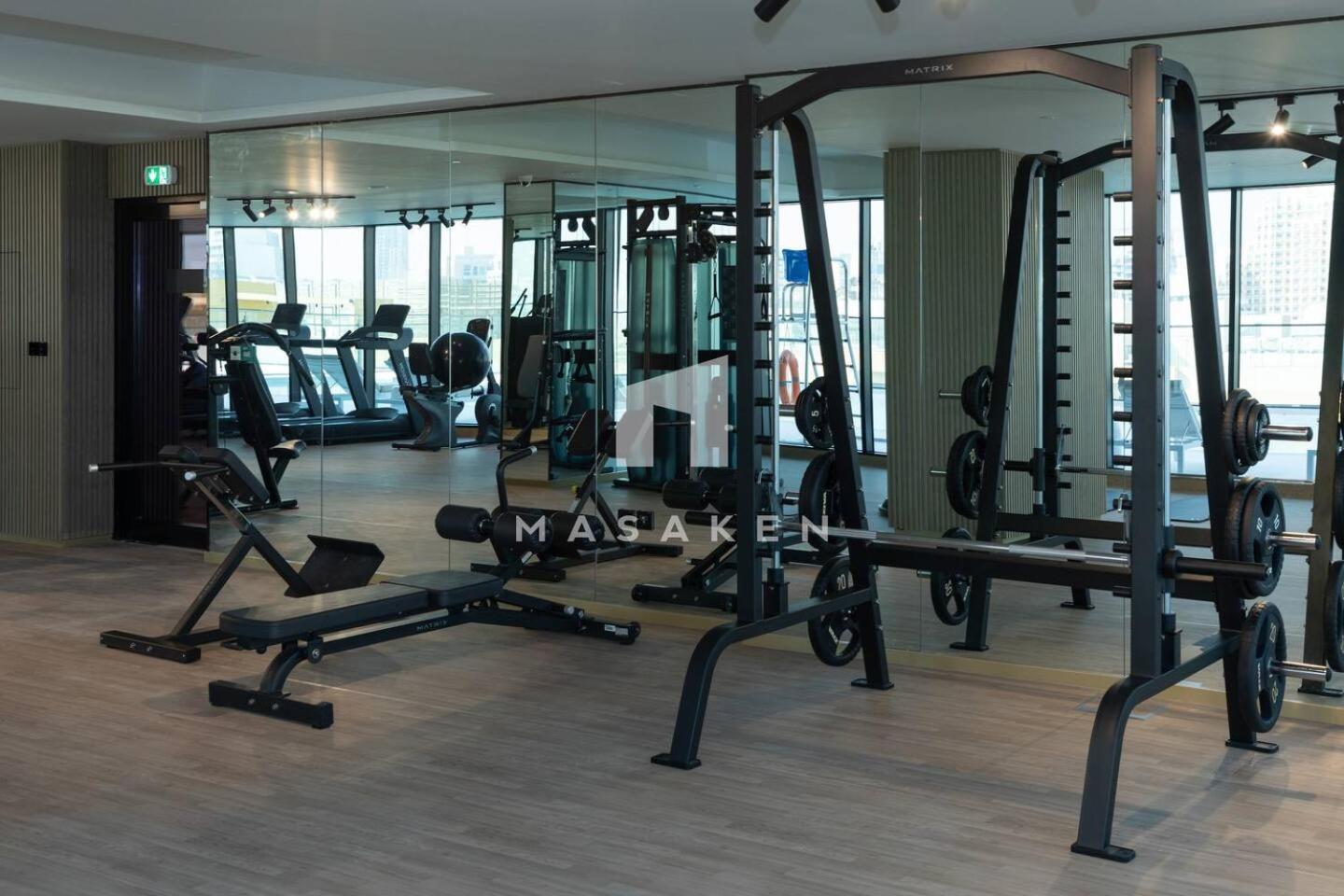 Chic 1br In Jvc With Free Use Of Pool And Gym Apartment
