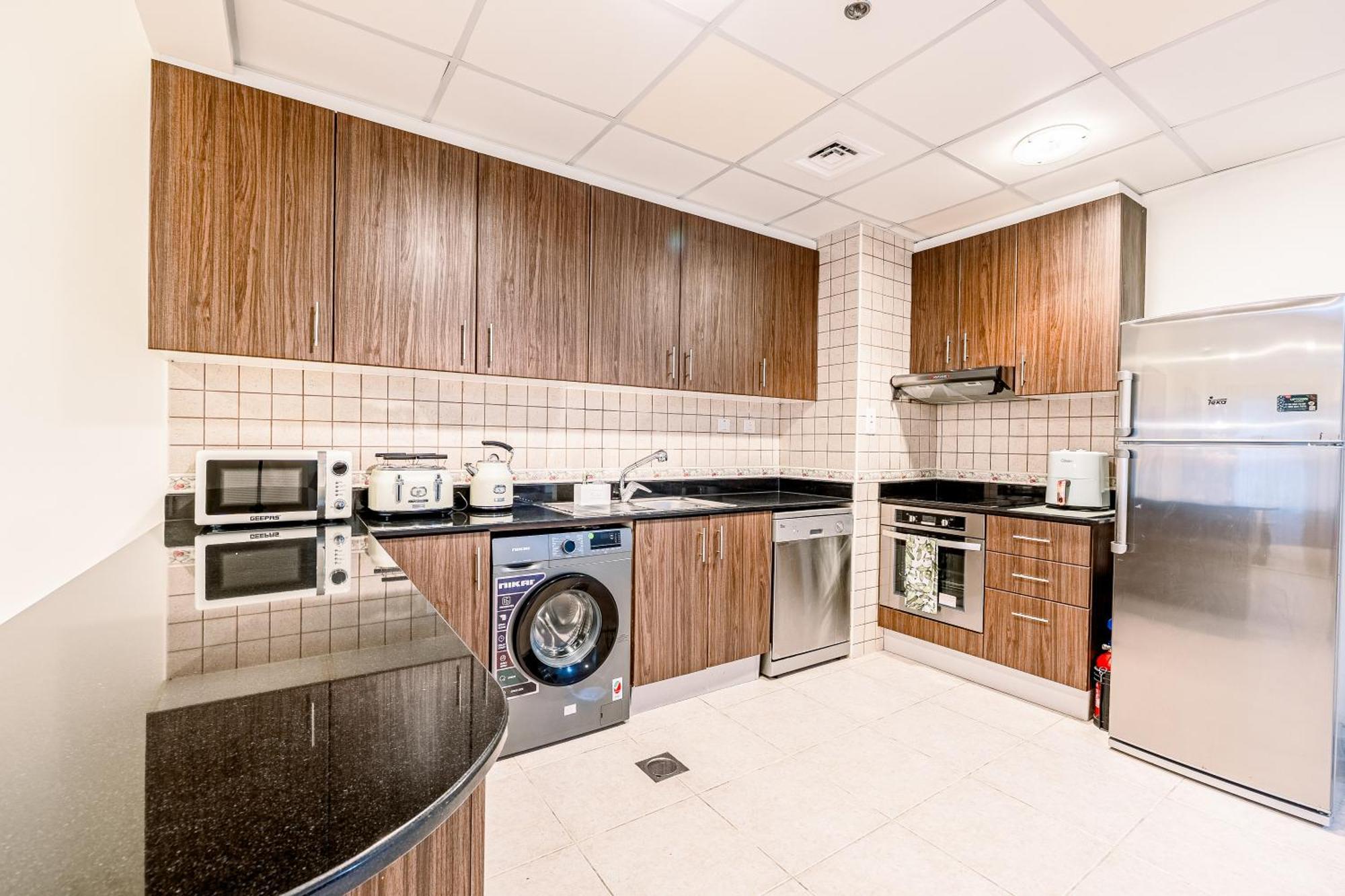 Fabulous 1br In Marina Near With Sea Views Apartment *