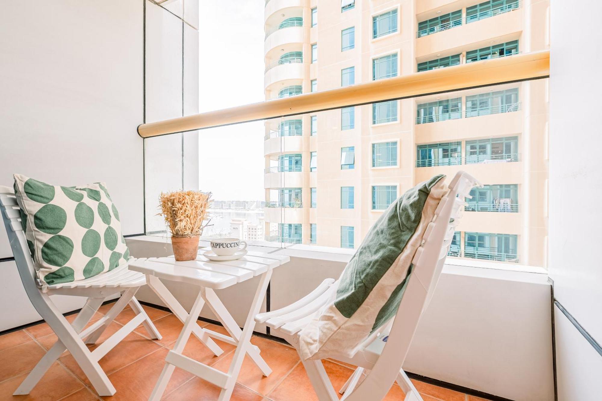 Apartment Fabulous 1br In Marina Near With Sea Views Dubai
