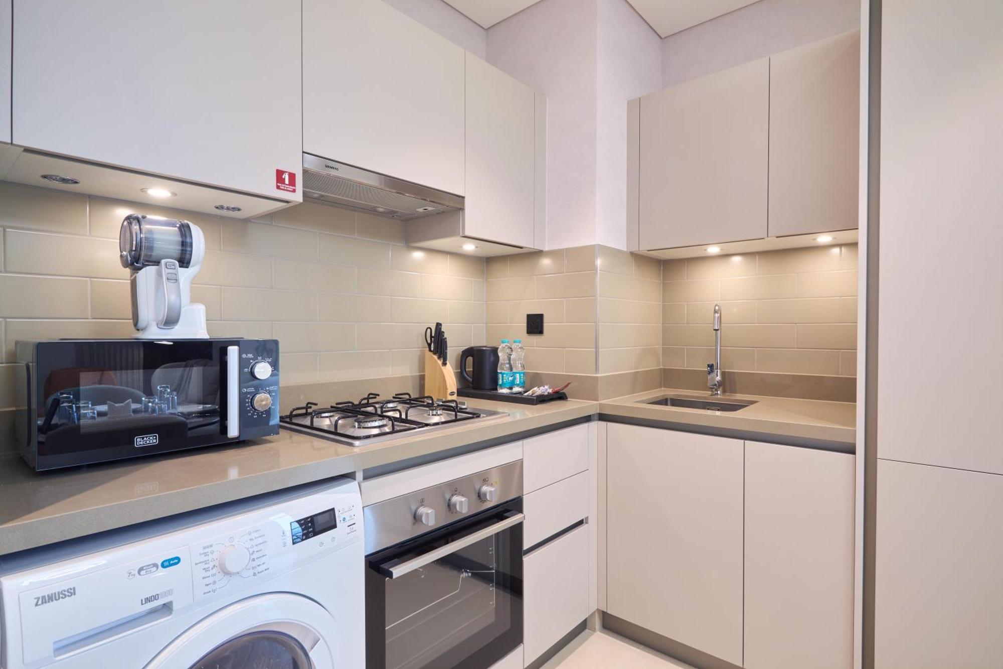By Latinem Luxury 1br Cvra704 Near Downtown