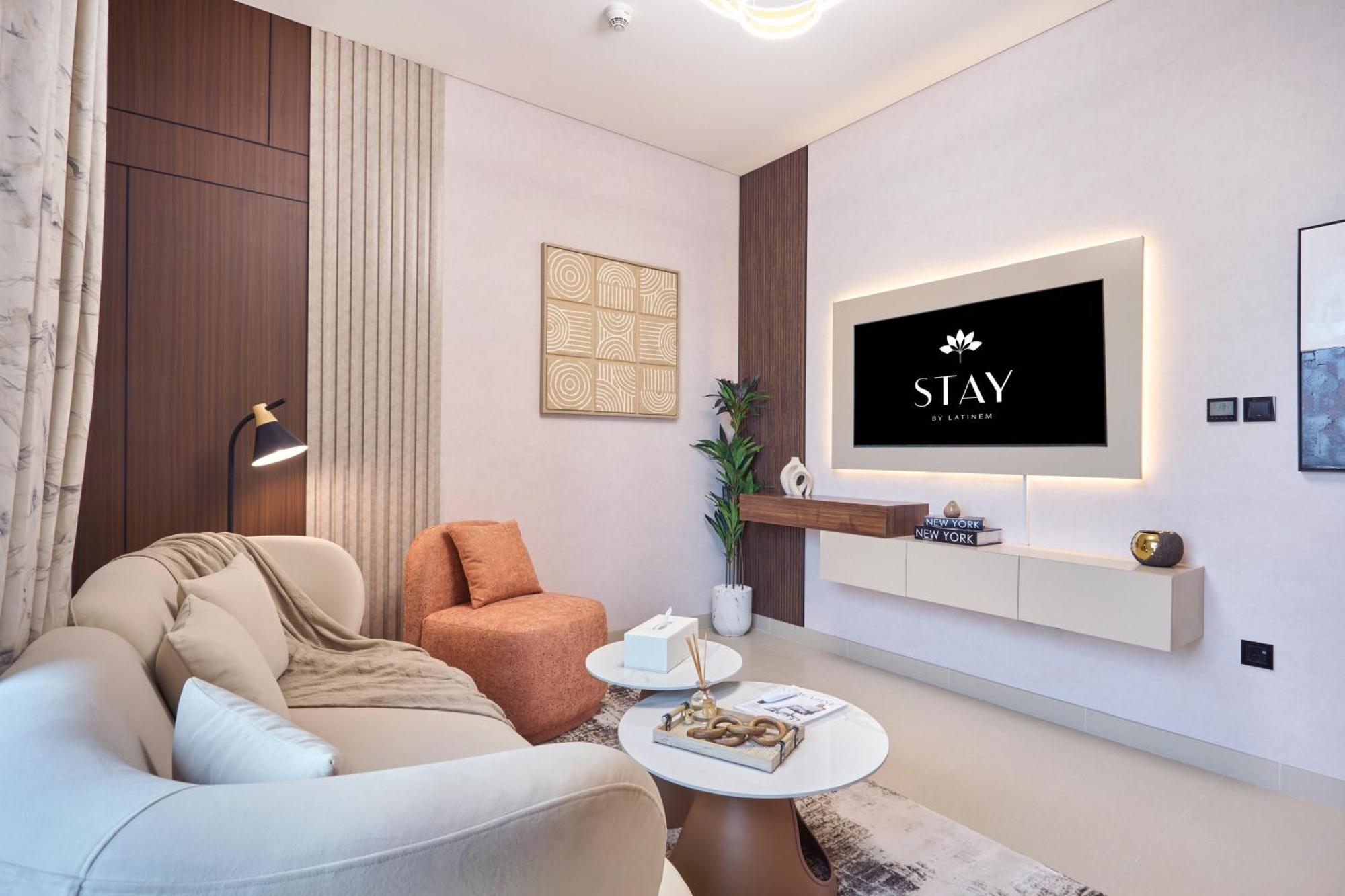 By Latinem Luxury 1br Cvra704 Near Downtown * Dubai