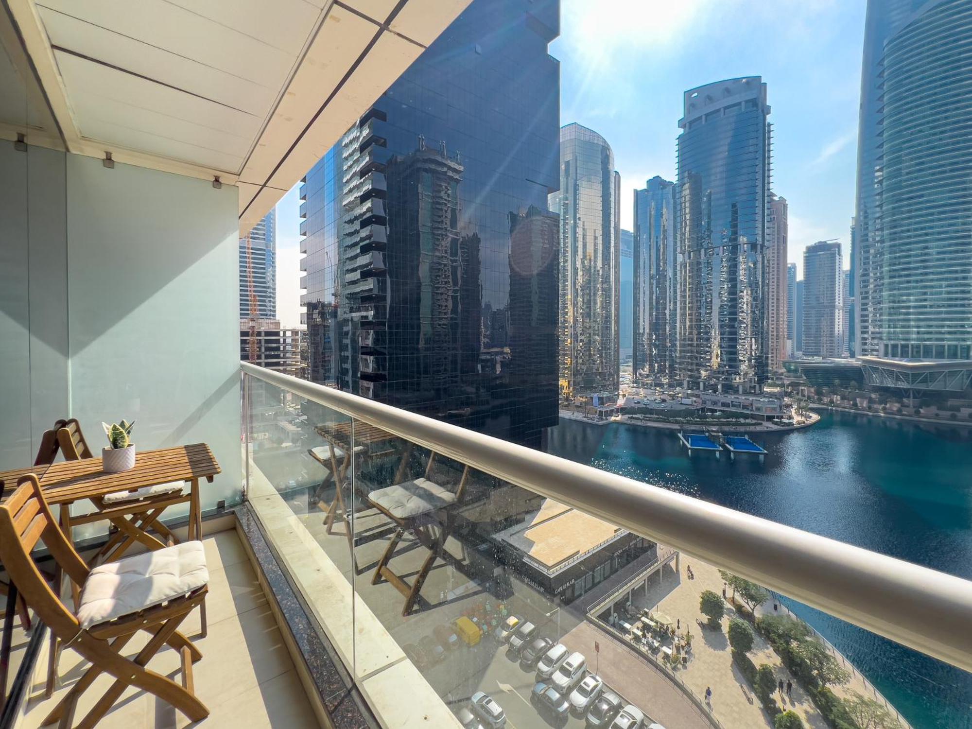 Apartment Lovely At The Arch Tower Jlt