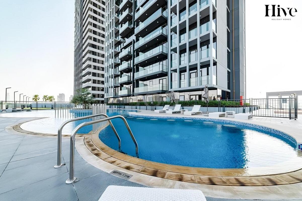Apartment Cosy In Bloom Towers Jvc Dubai
