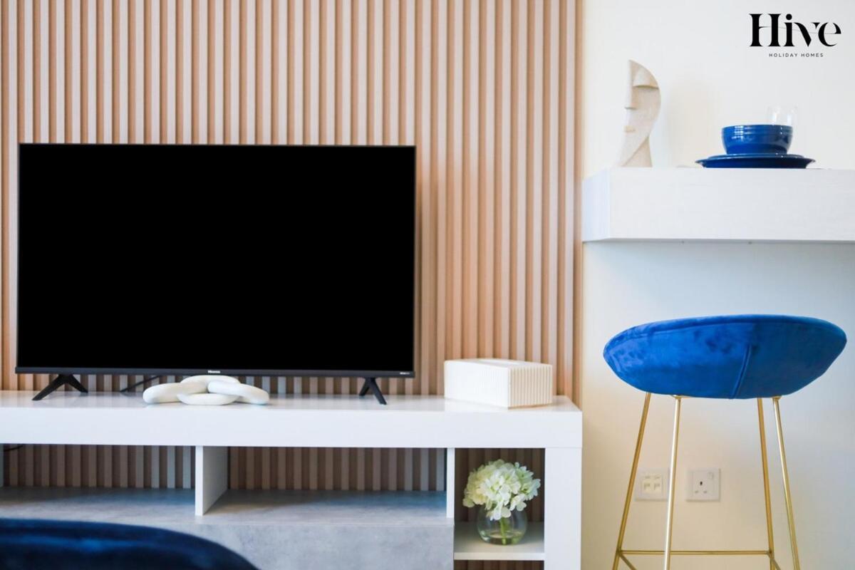 Cosy In Bloom Towers Jvc Apartment Dubai
