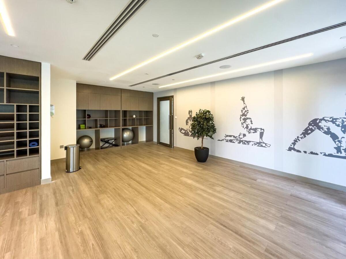 Luxury 3 Bedroom Full Burj Khalifa And Fountain View Apartment *