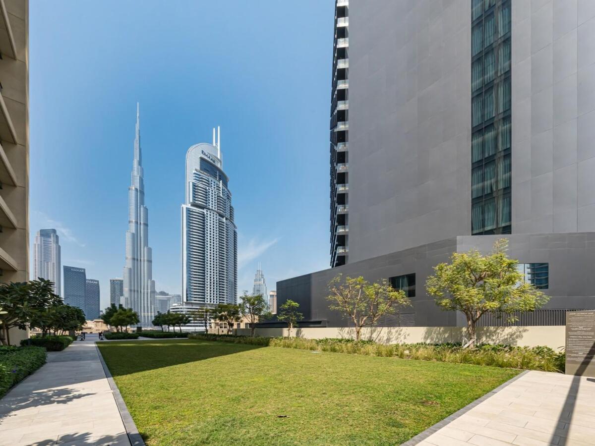Luxury 3 Bedroom Full Burj Khalifa And Fountain View Apartment Dubai