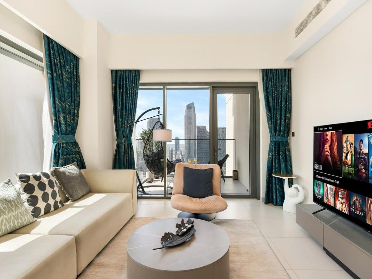 Luxury 3 Bedroom Full Burj Khalifa And Fountain View Apartment Dubai