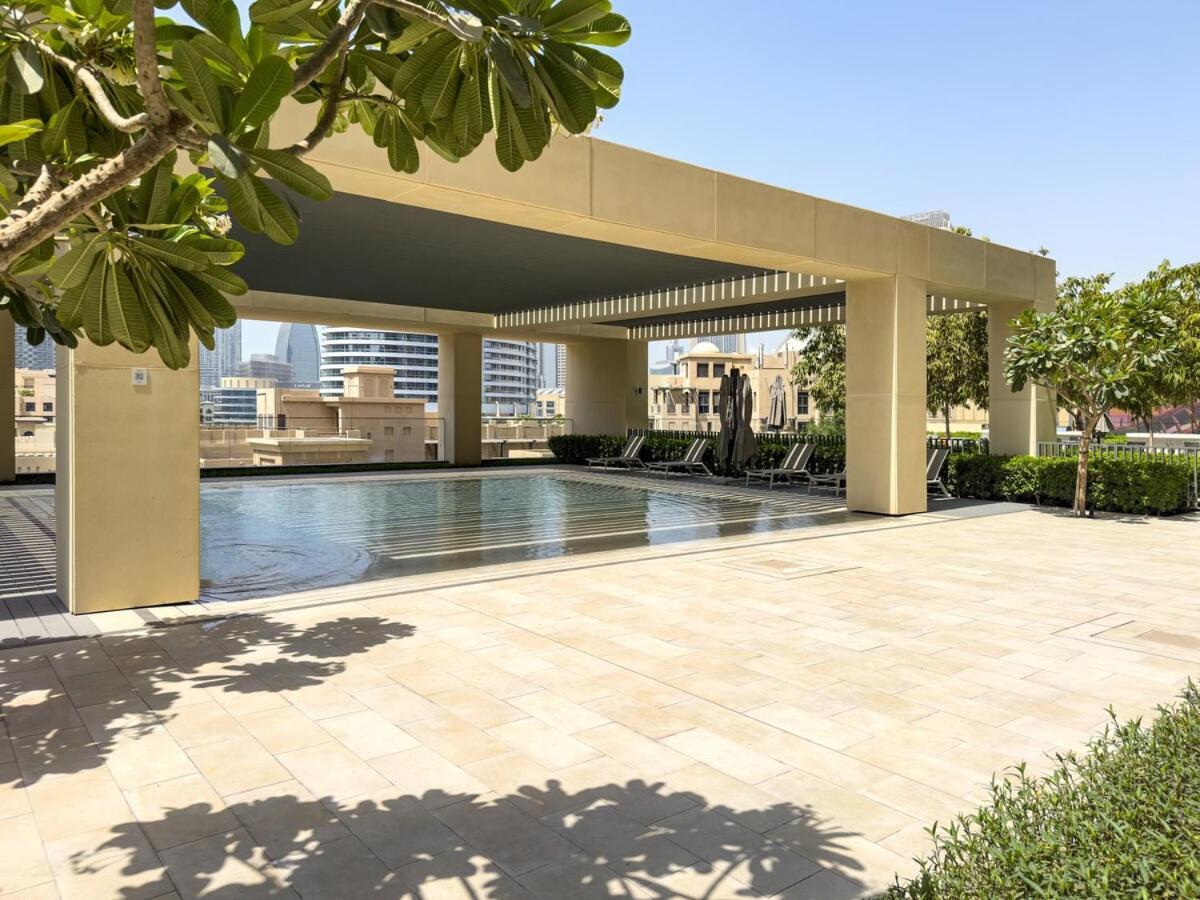 Luxury 3 Bedroom Full Burj Khalifa And Fountain View Dubai