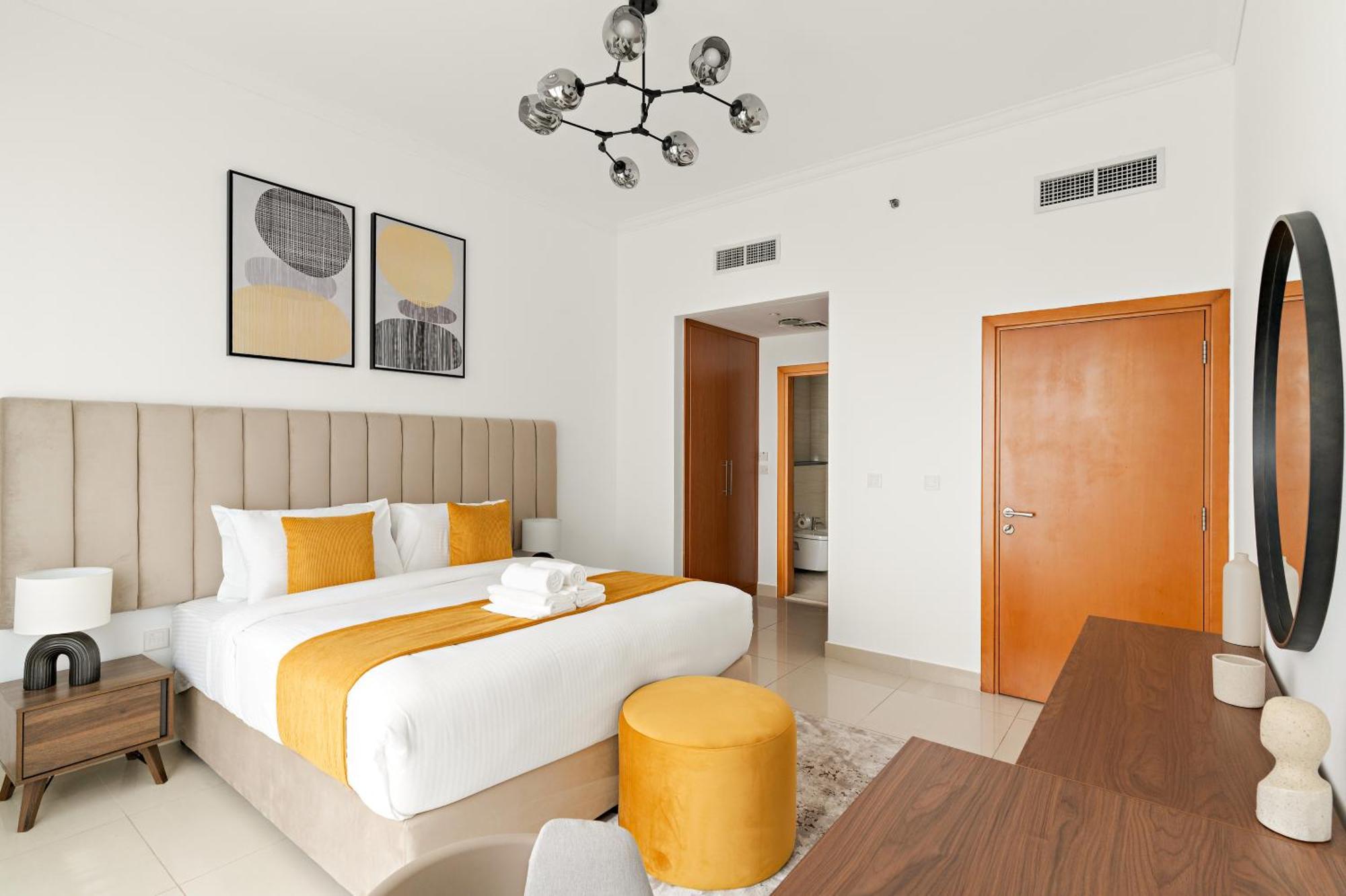 Elegant 1br In Ocean Heights * Dubai