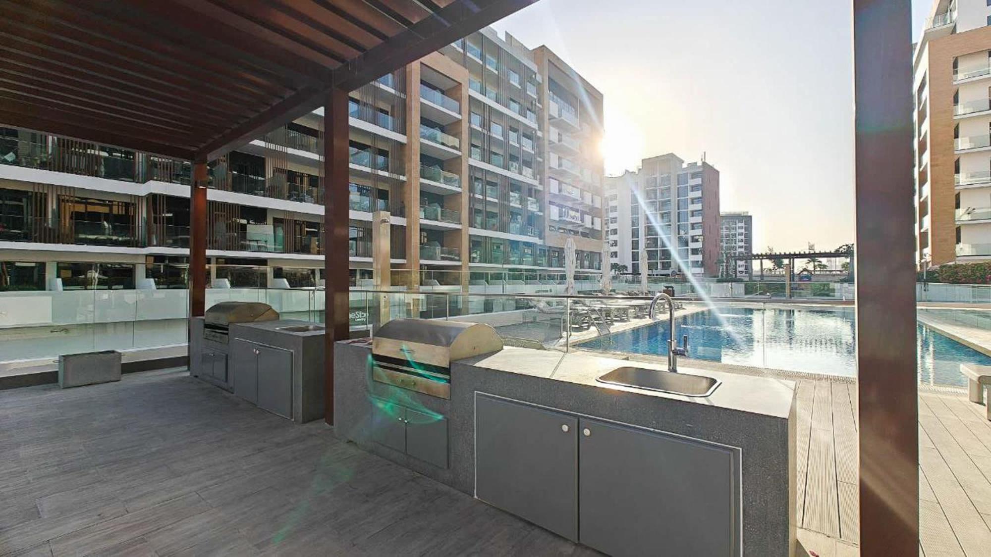 Indulging 1 Bedroom In Azizi Riviera 6 Apartment *