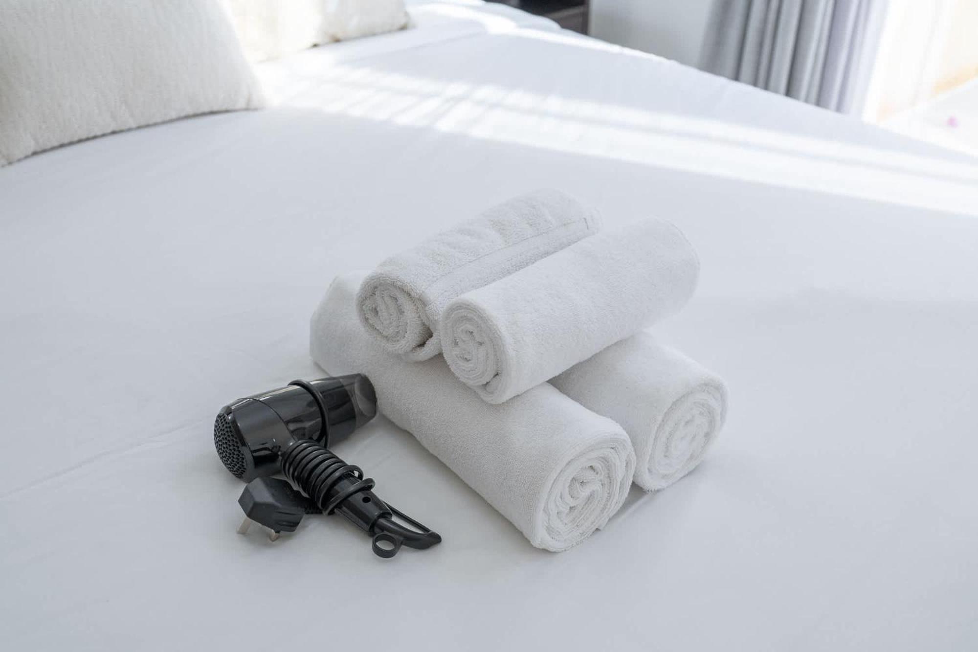 Indulging 1 Bedroom In Azizi Riviera 6 *