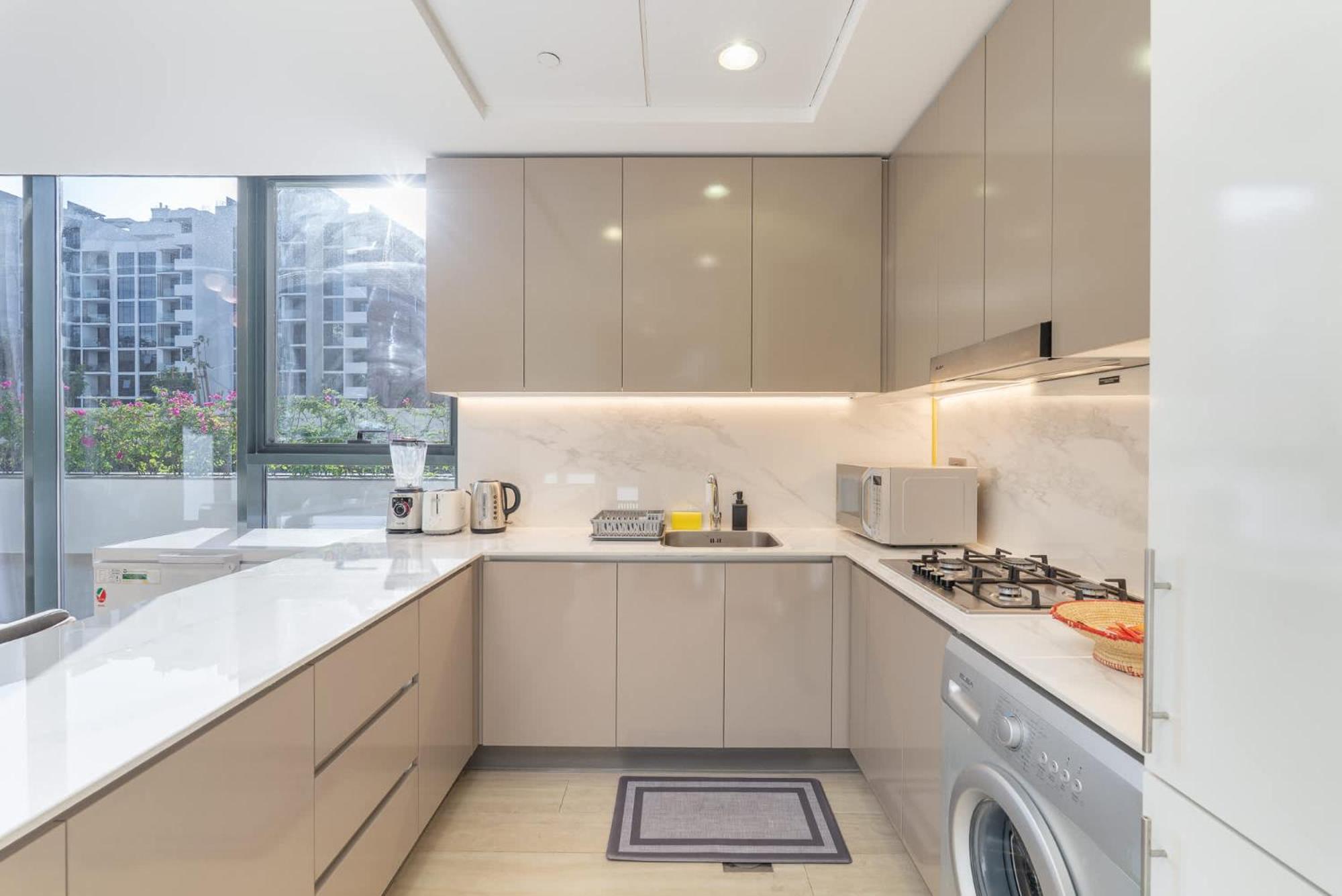 Apartment Indulging 1 Bedroom In Azizi Riviera 6 Dubai
