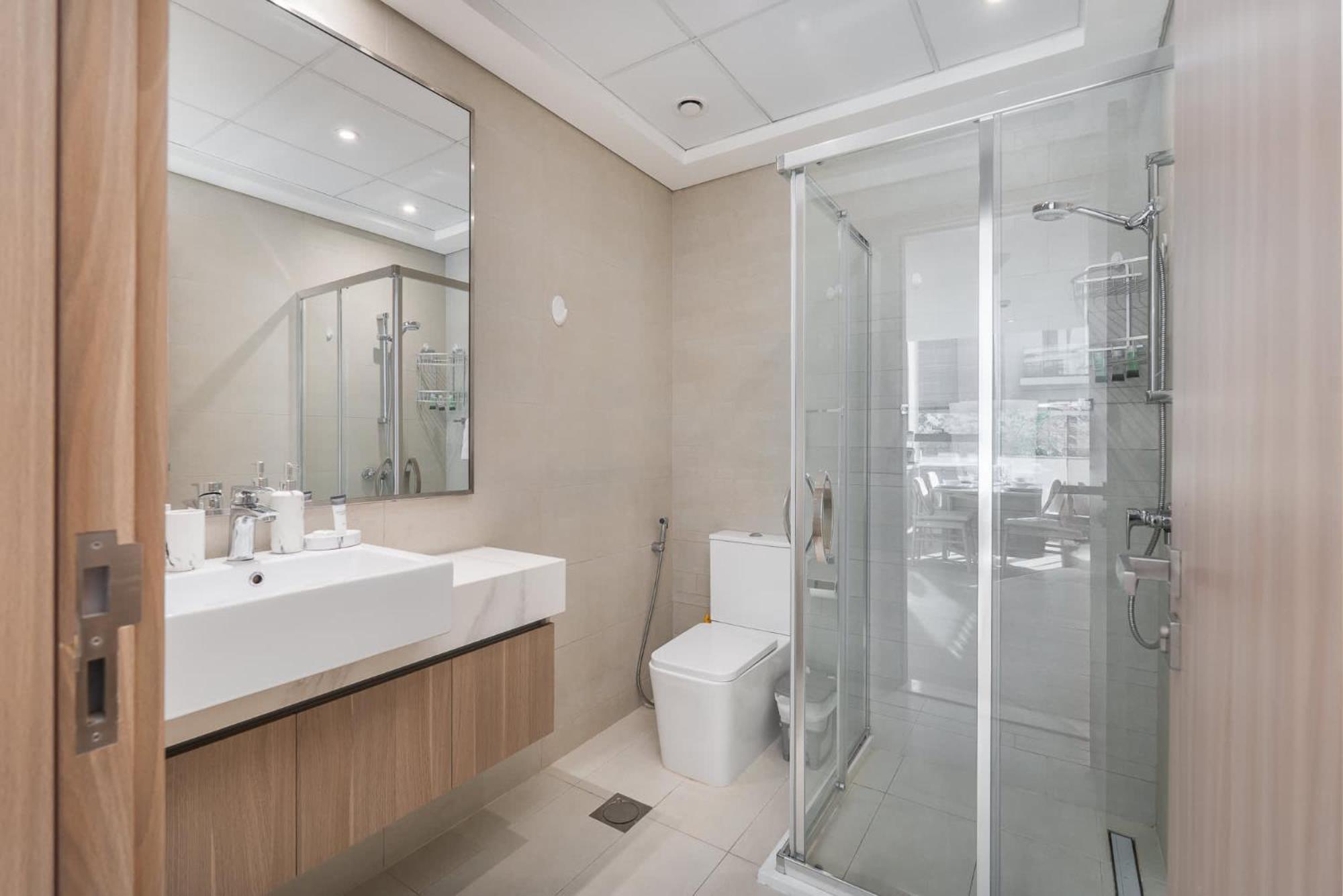 Apartment Indulging 1 Bedroom In Azizi Riviera 6