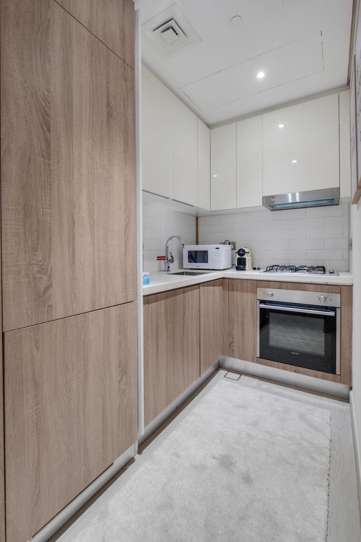 Luxury New Studio Dubai Marina 10Min To The Beach