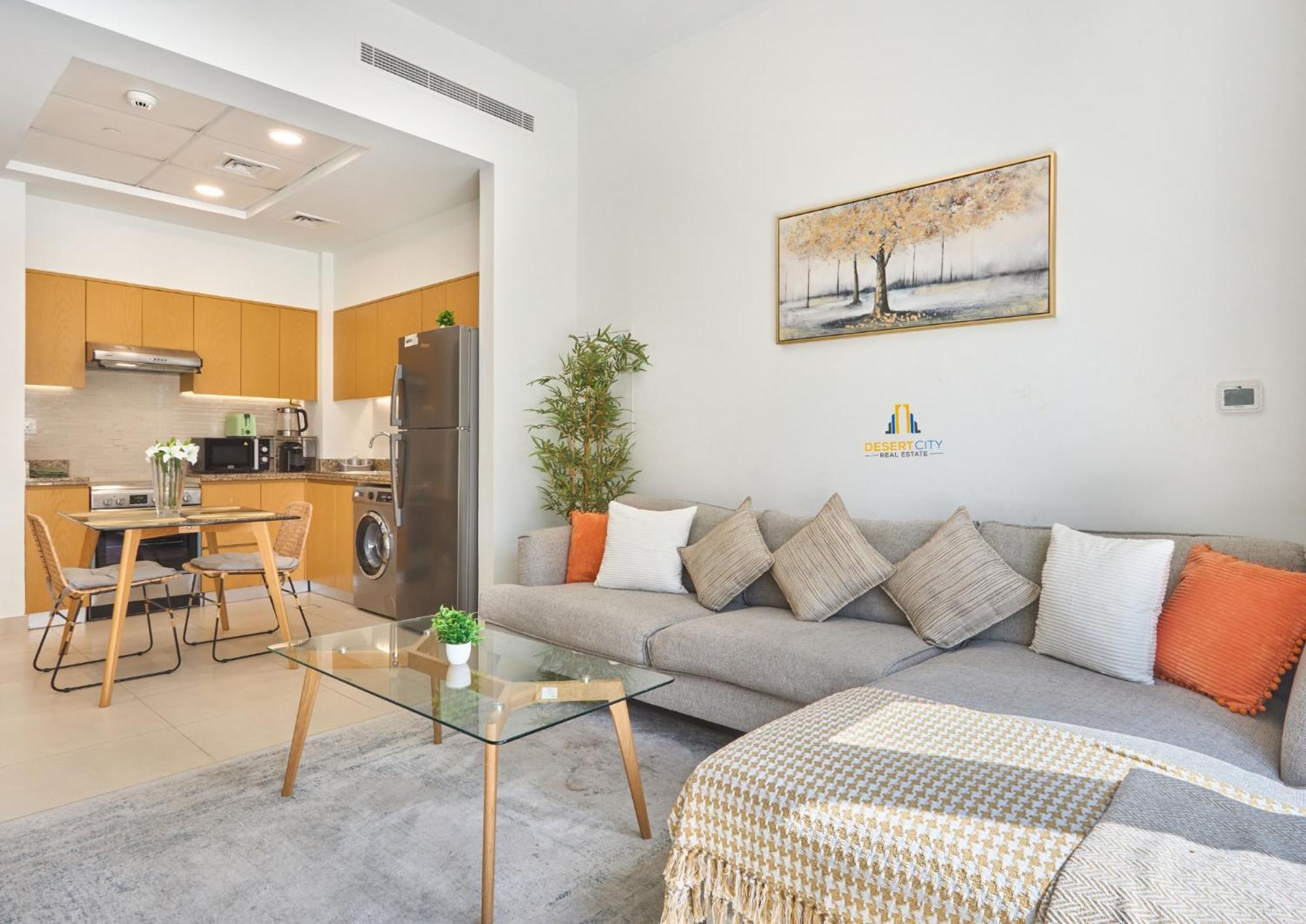 Apartment Fully Furnished 1 Bed In Business Bay, Hosted By Desert Dubai