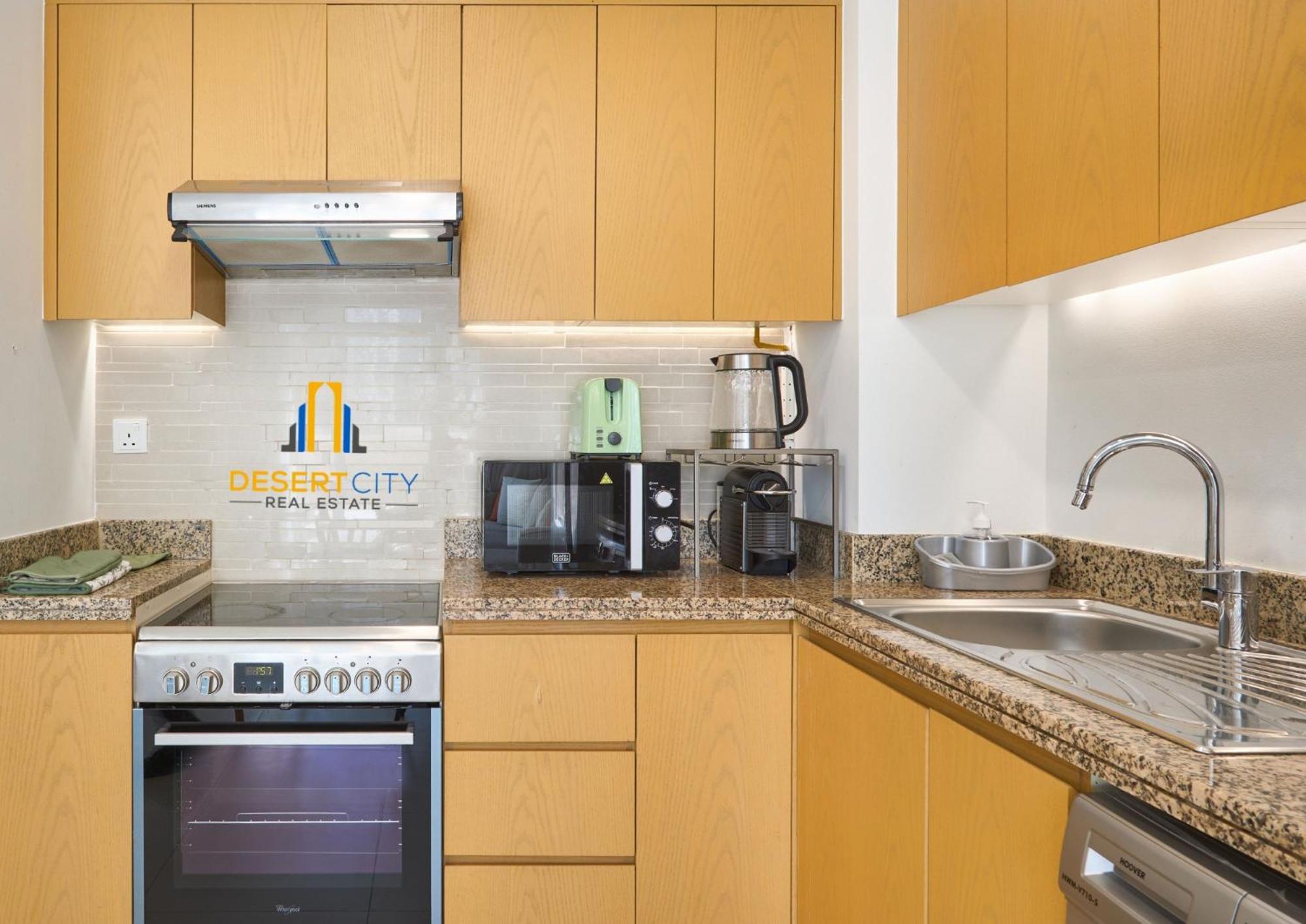 Fully Furnished 1 Bed In Business Bay, Hosted By Desert Apartment *