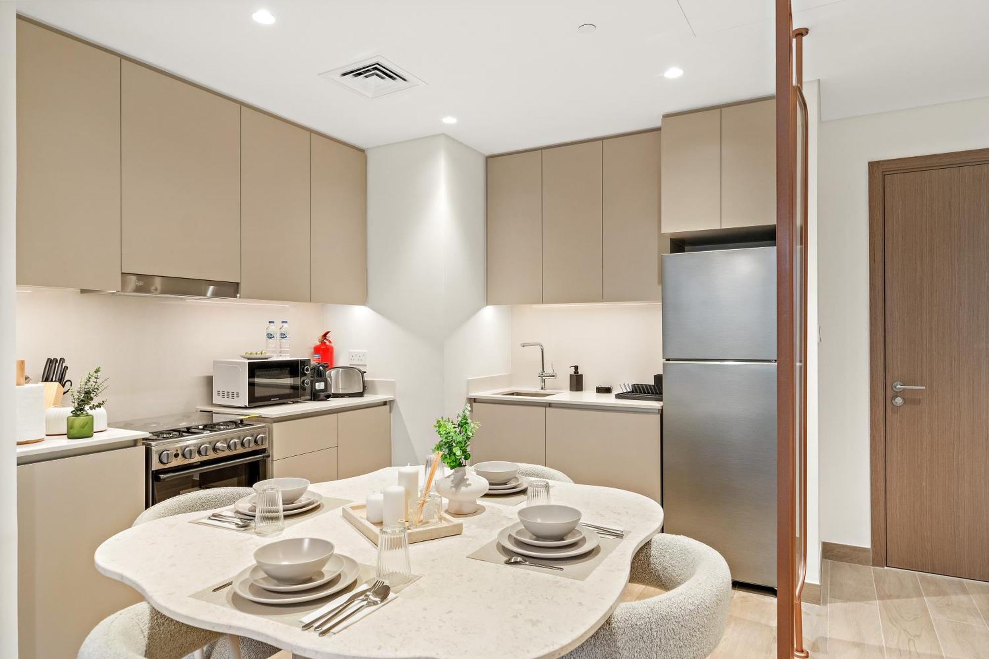Luxe 1br In Orchid Creek With Balcony Pool & Gym Dubai