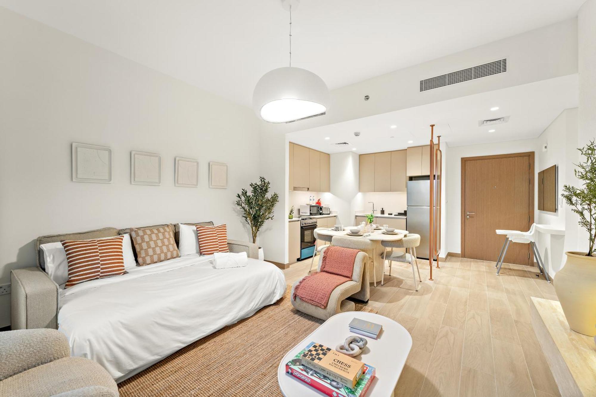 Apartment Luxe 1br In Orchid Creek With Balcony Pool & Gym Dubai