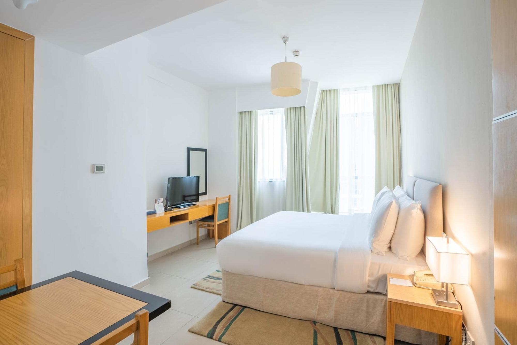 Grand Heights Aparthotel Dubai