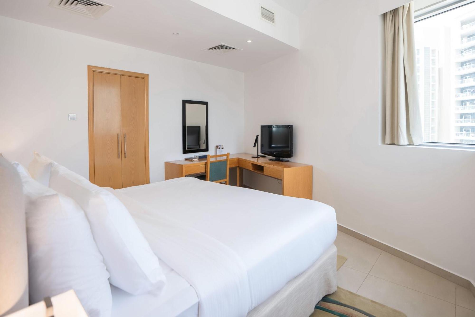 Grand Heights Aparthotel 4*