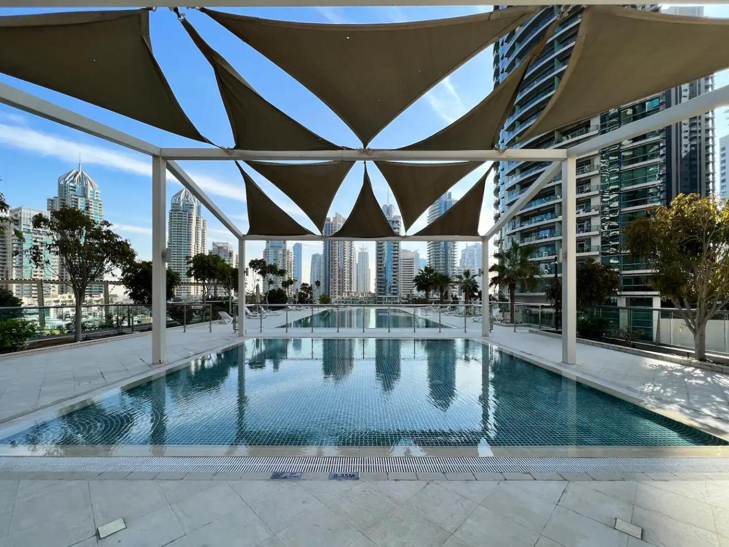Vacay Lettings - 2bhk With Marina View