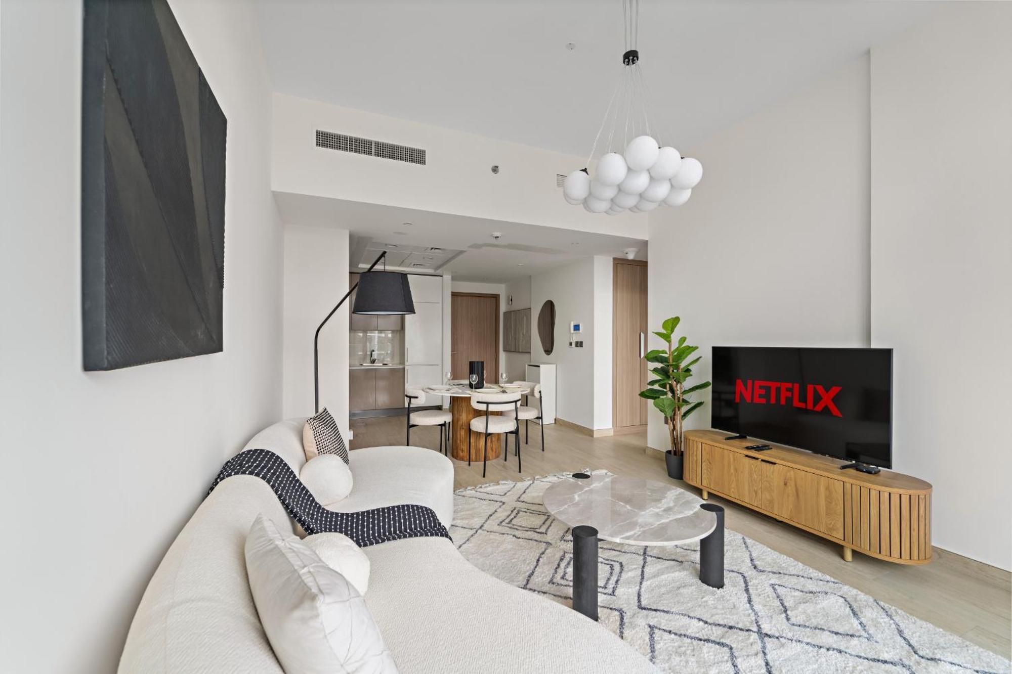 Apartment Vayk - Modern 1 Bedroom In Azizi Riviera Dubai