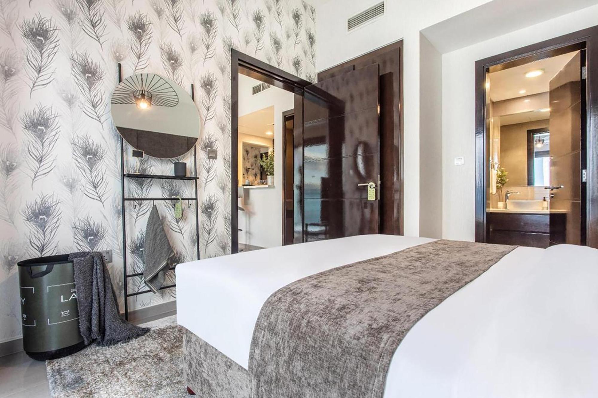 Bright & Beautiful 1-bedroom Apartment