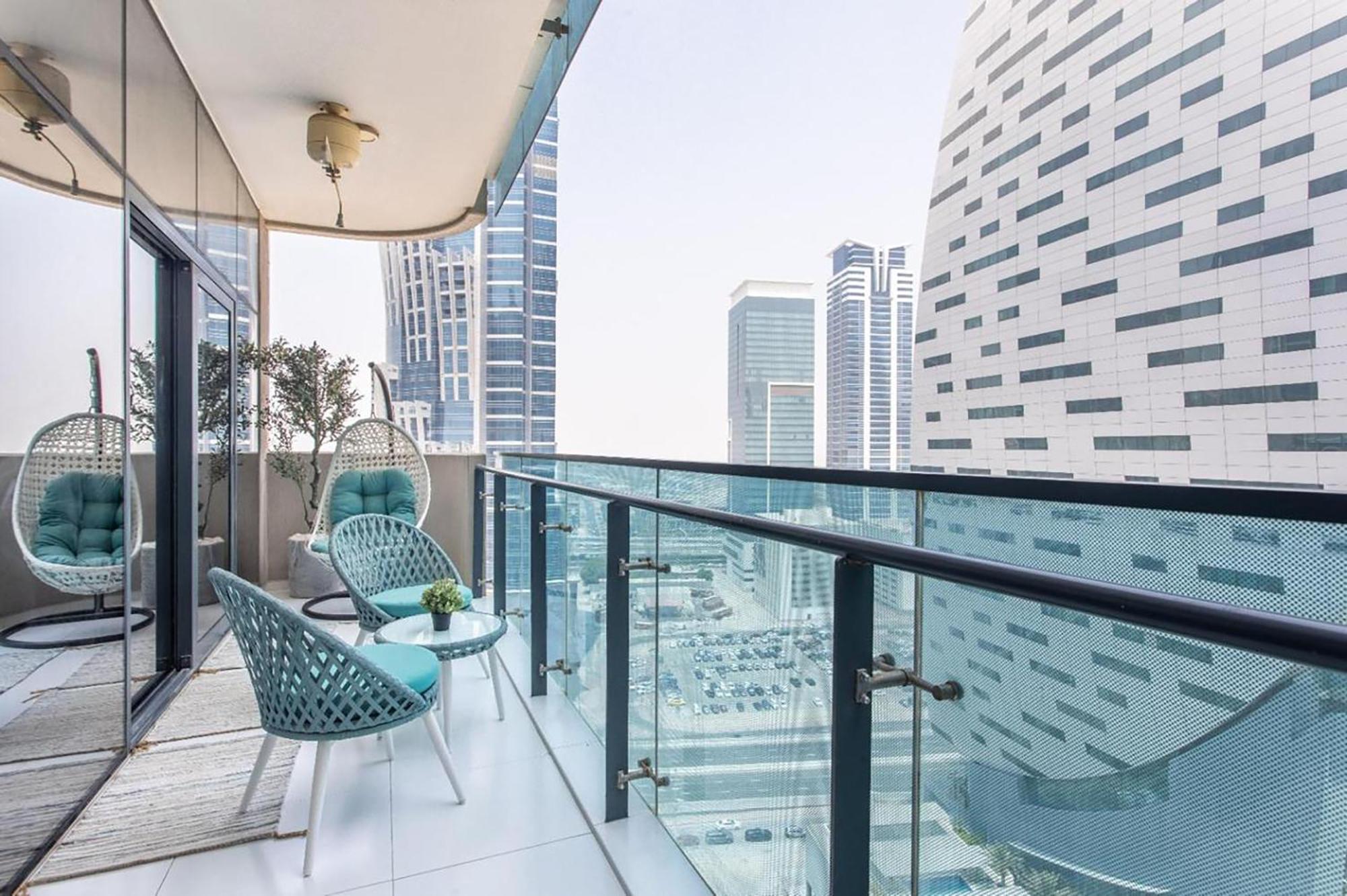 Bright & Beautiful 1-bedroom Apartment Dubai