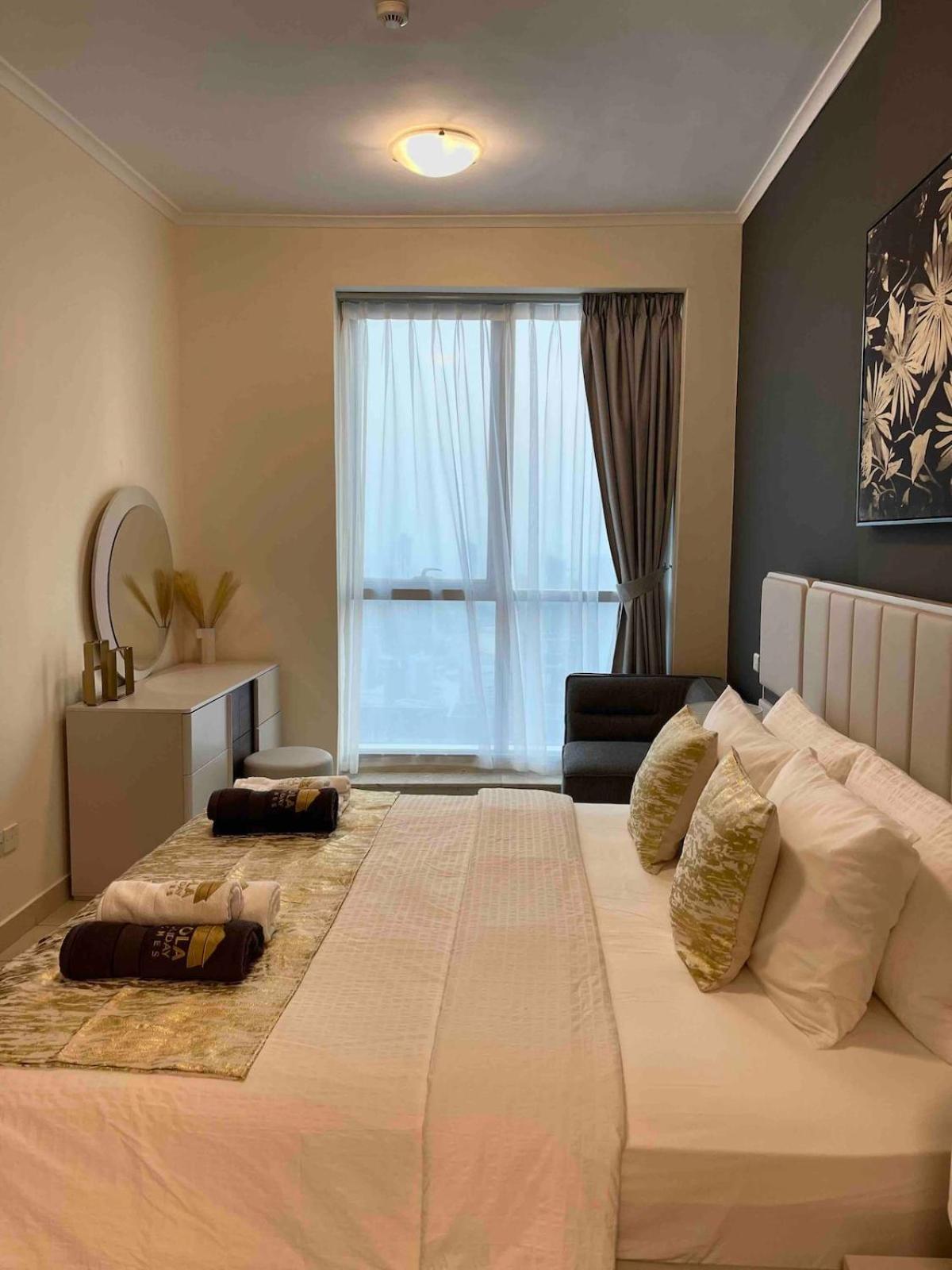 Modern Skyline 2-bedroom With Sea View *